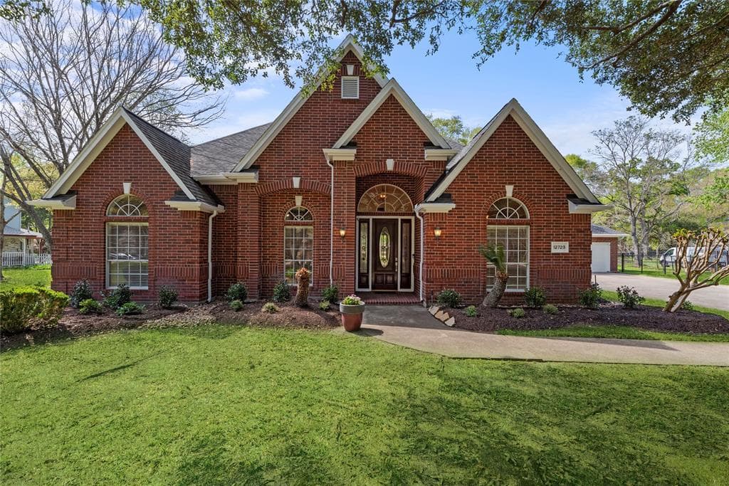 12723 Cypress Pass Loop E