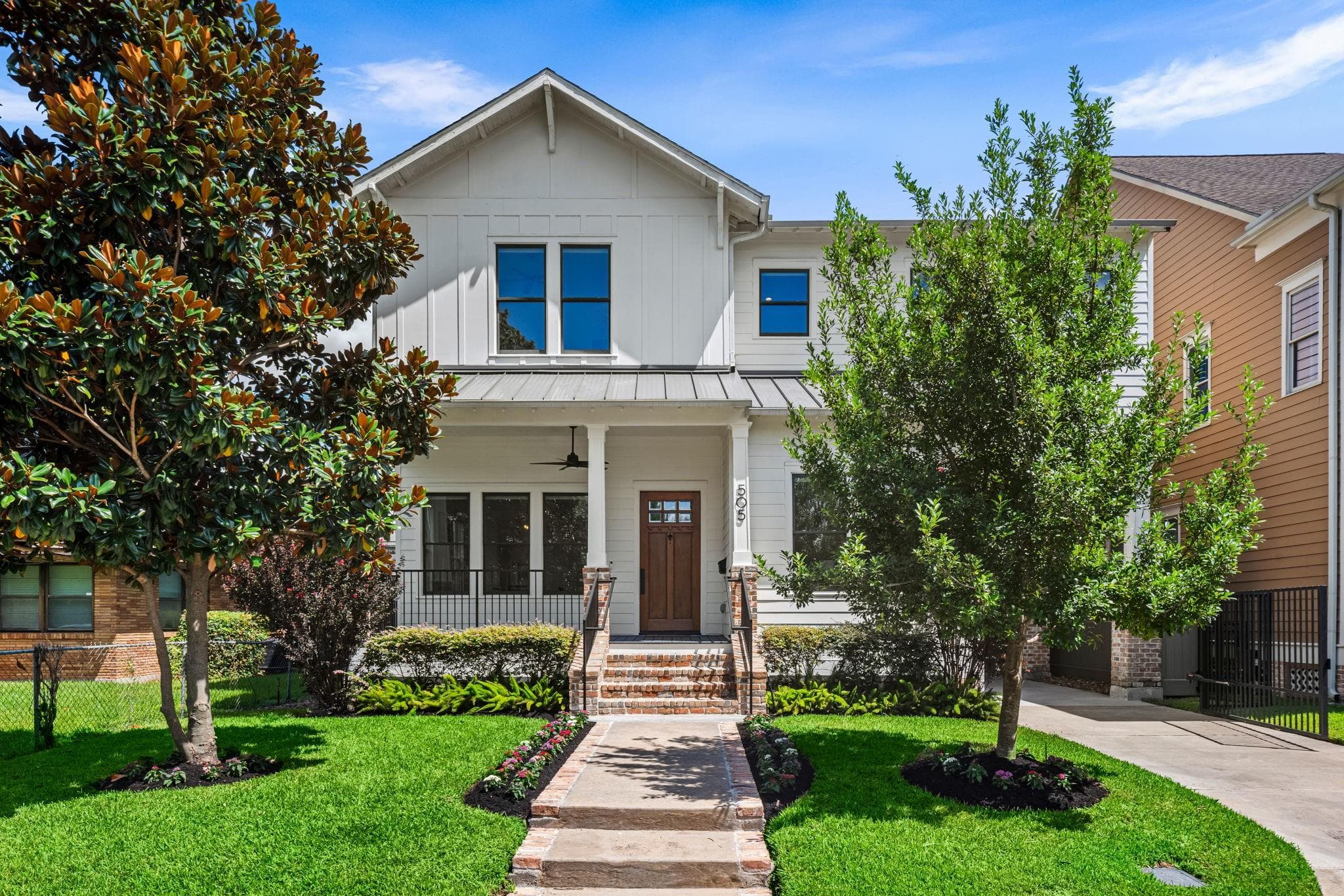 505 Aurora St