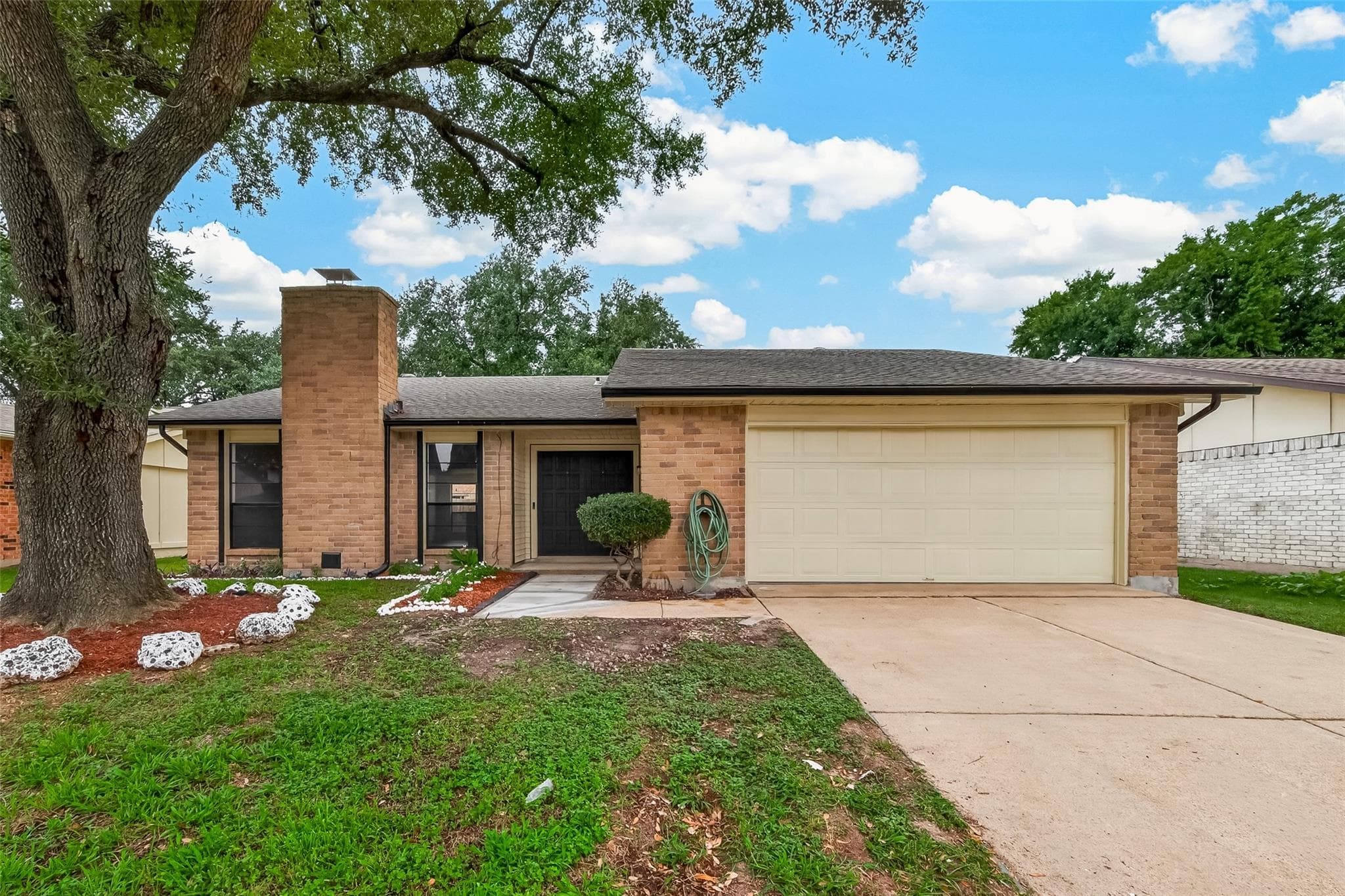 Main property image