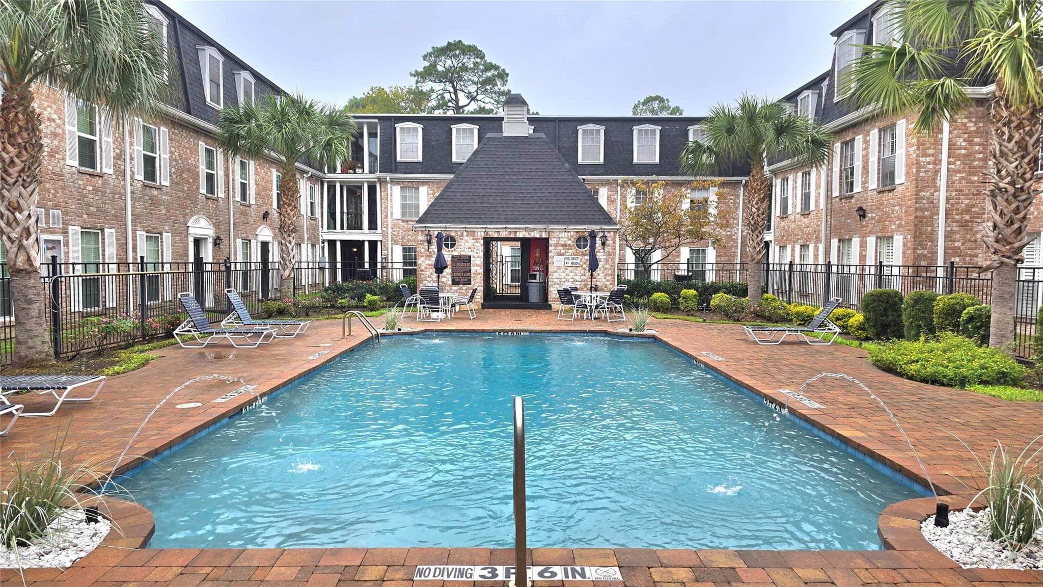 Main property image