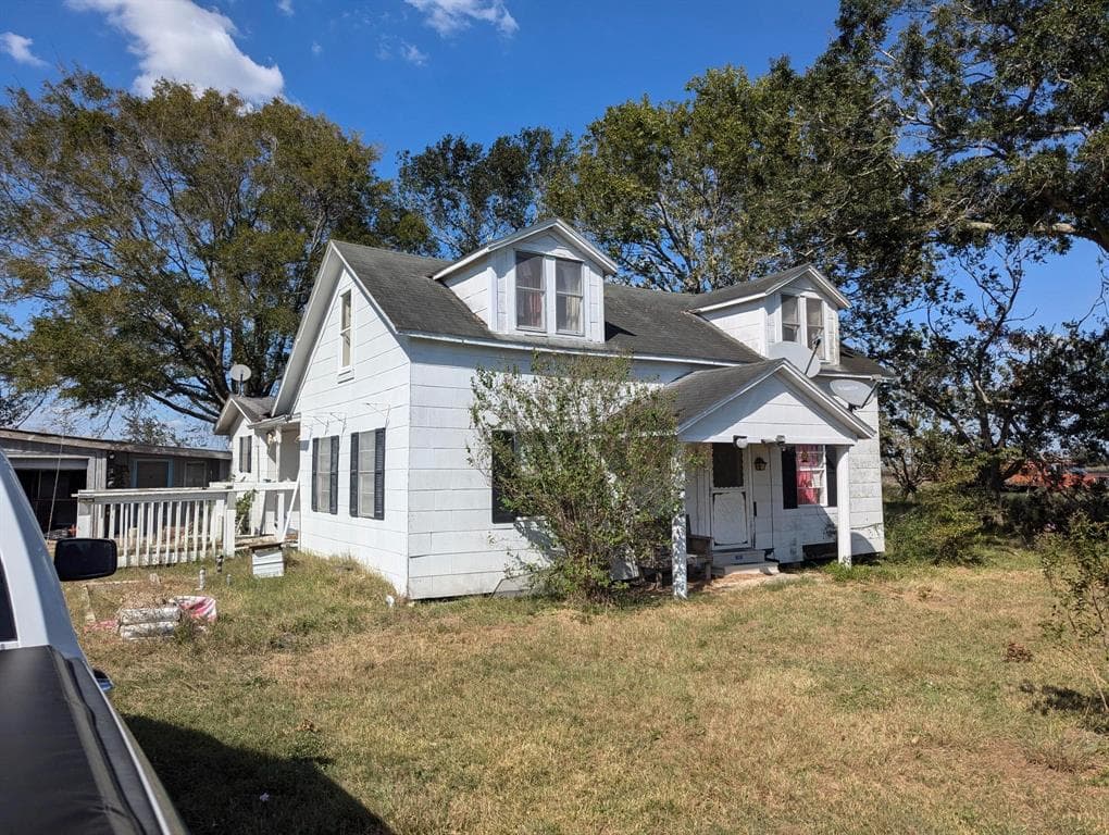 581 County Road 404