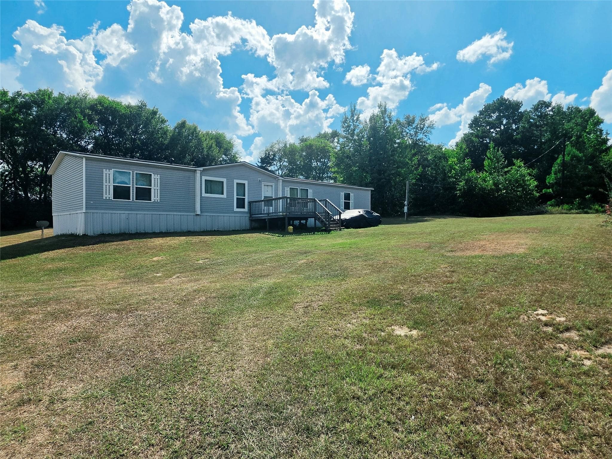276 Wisteria Ln