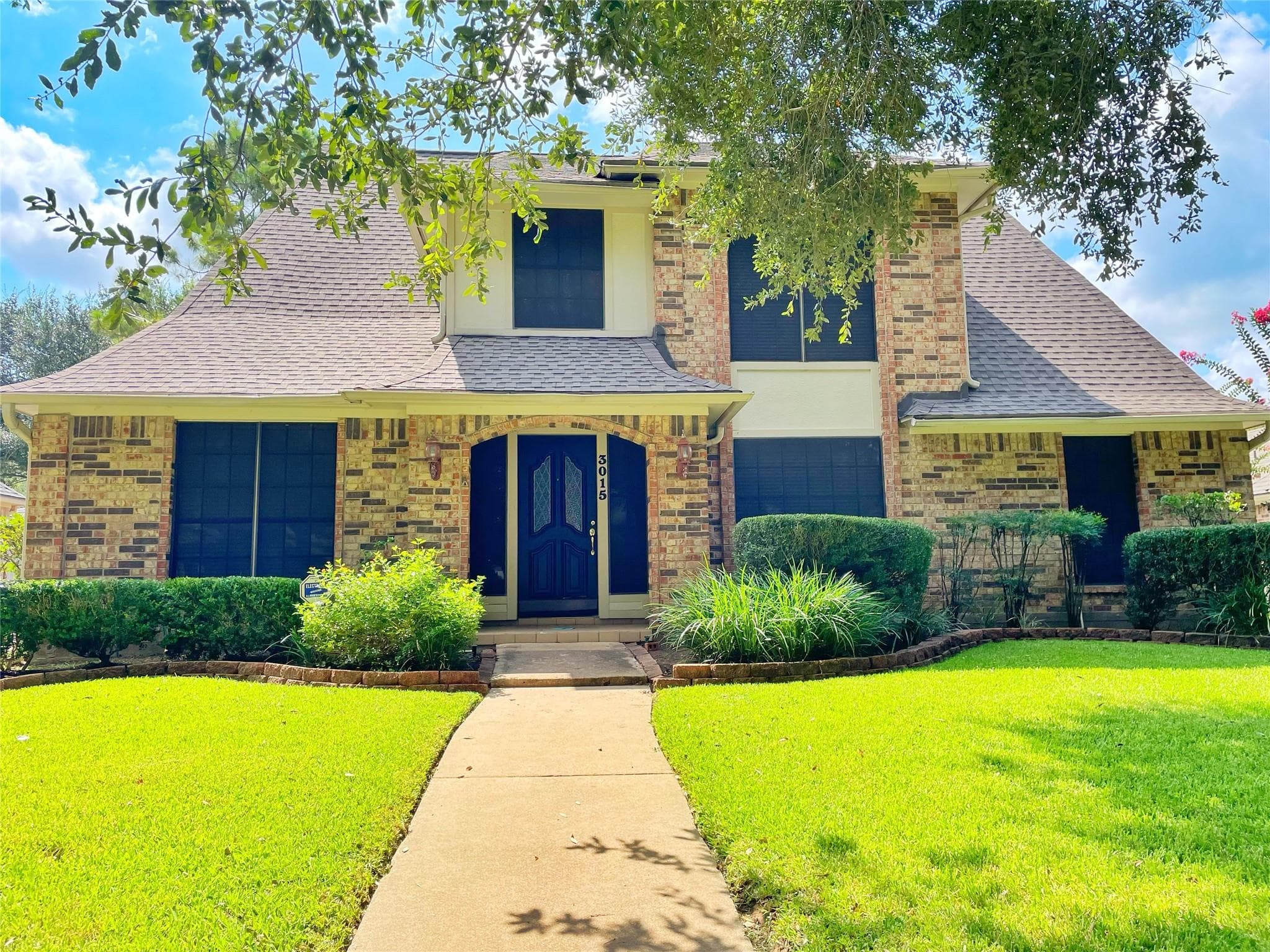 3015 W Steepbank Cir Ste Epbank