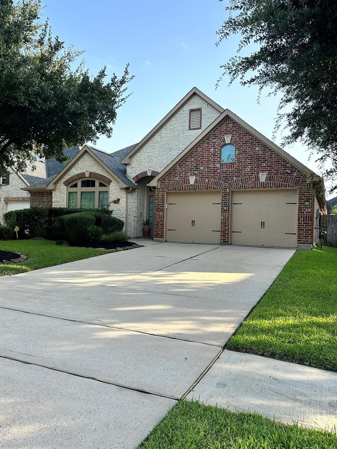13206 Gentle Water Dr