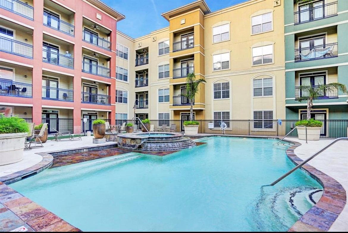 Main property image