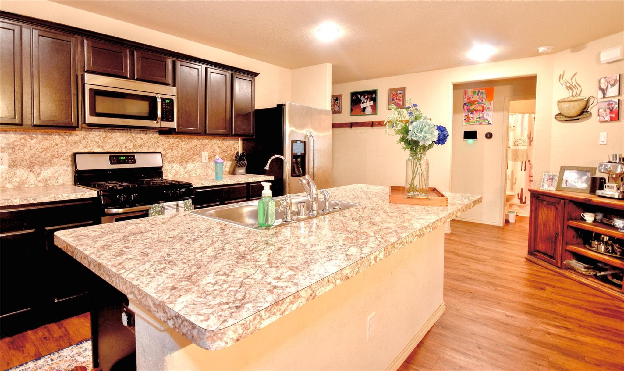 Gallery image 3