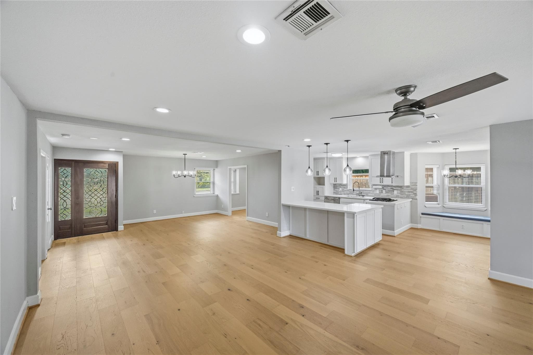 Main property image