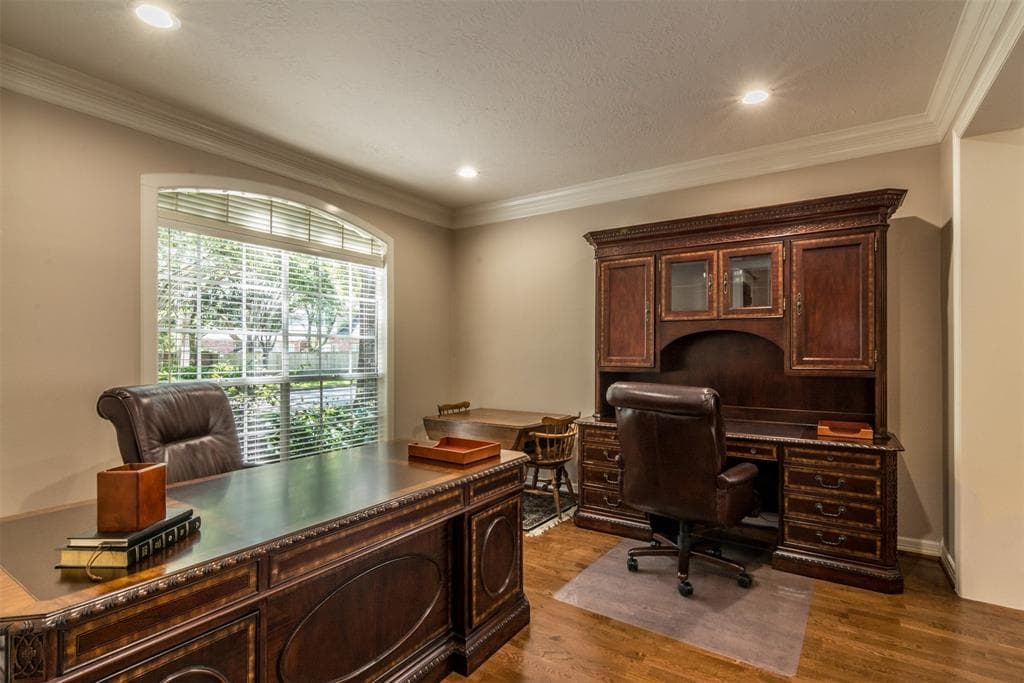 Gallery image 4