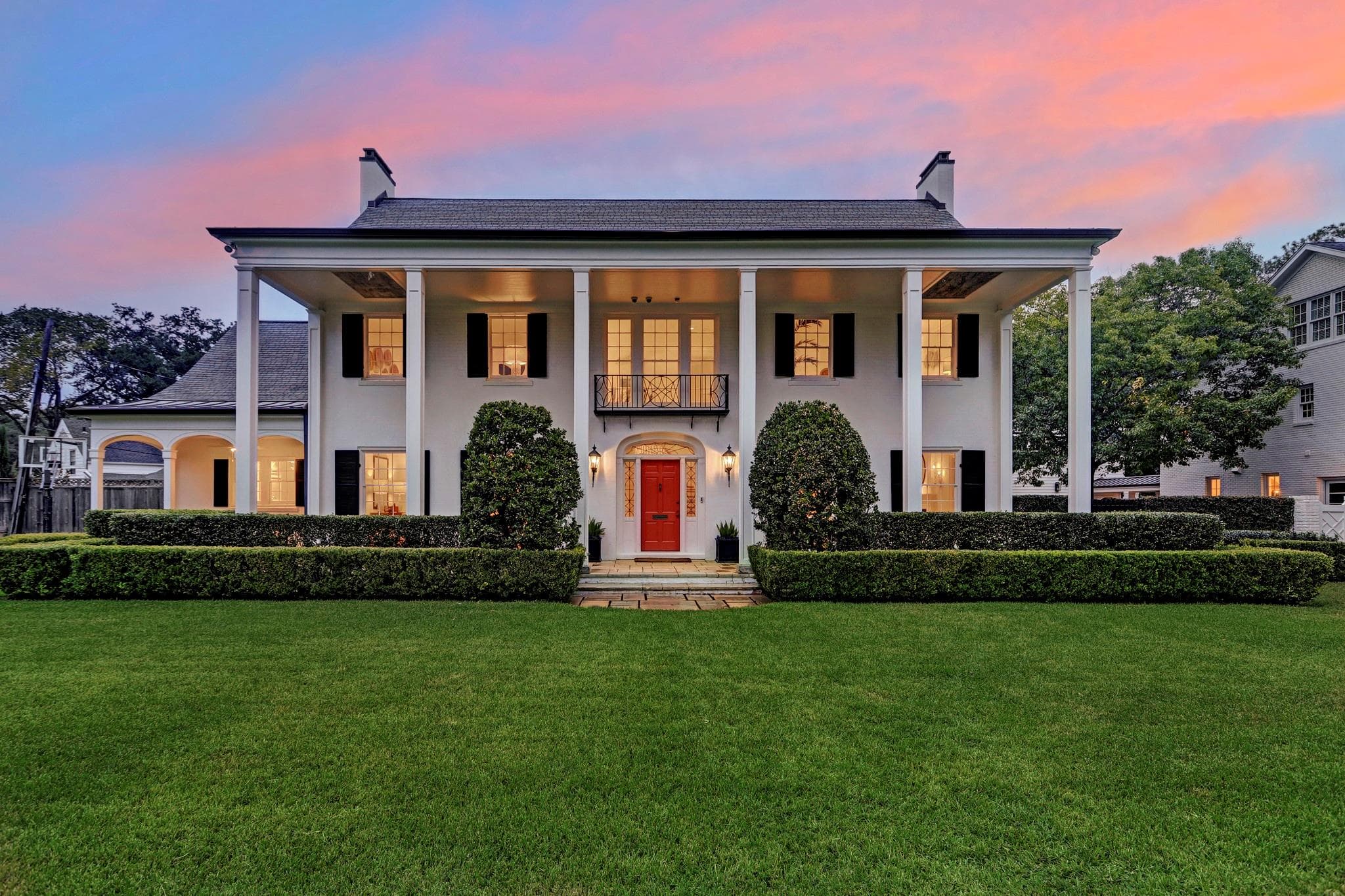 2514 Brentwood Dr