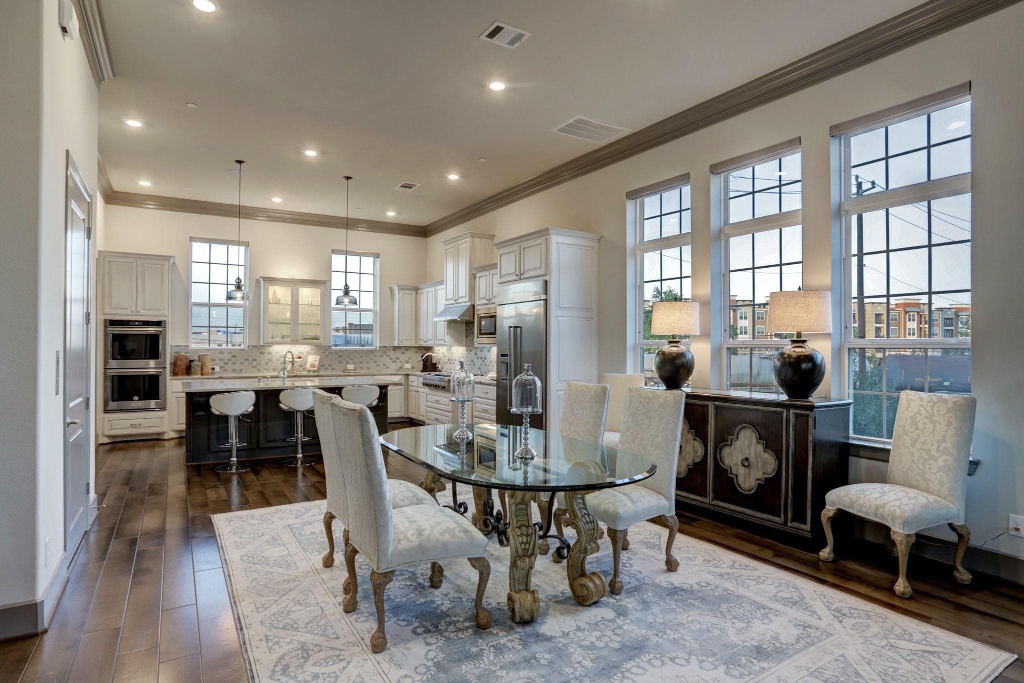 Gallery image 4