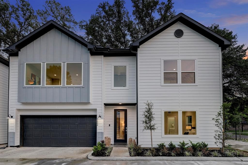 2602 Huntington Creek Ln
