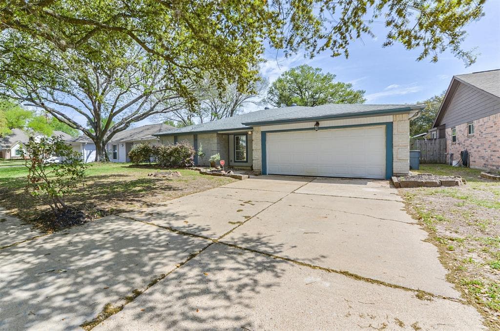 4142 Park Douglas Dr