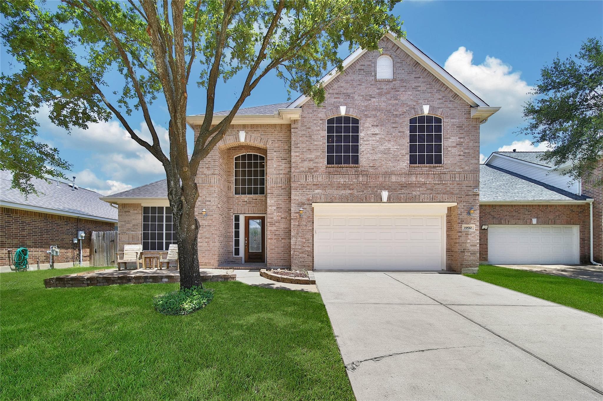 19510 Country Breeze Ct