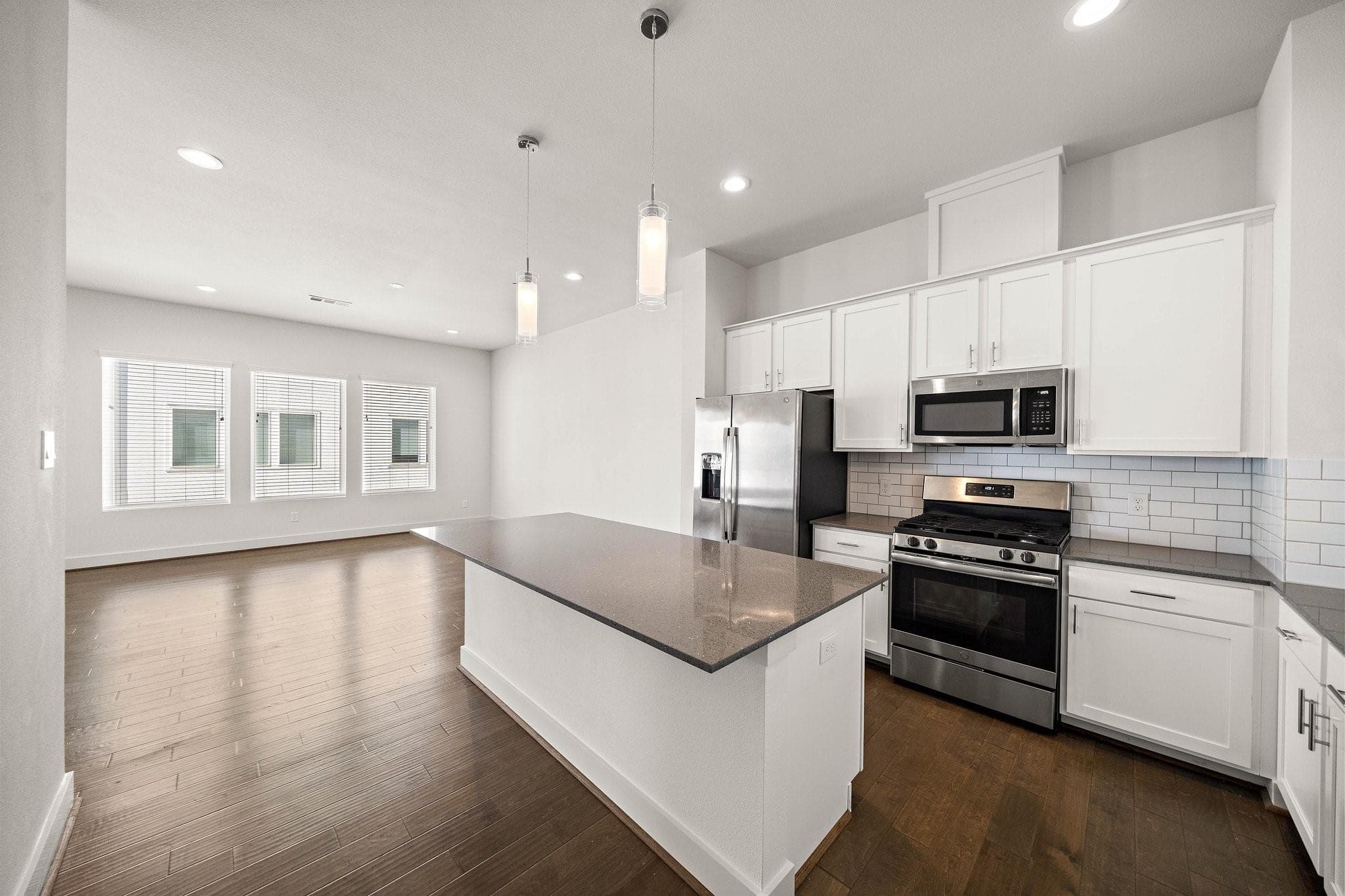 Main property image