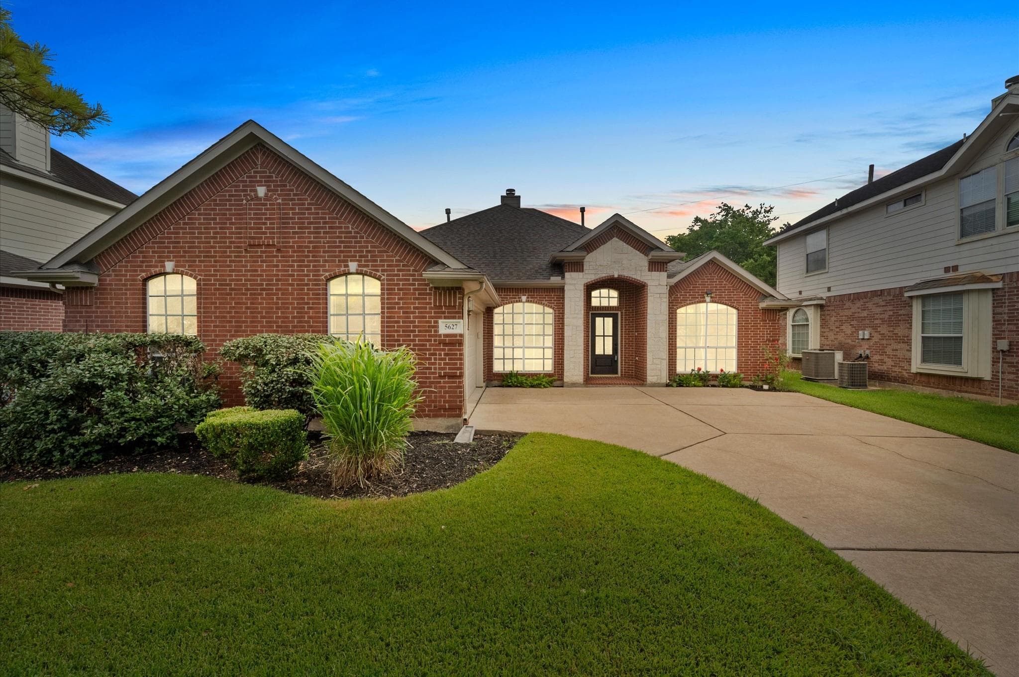 5627 Carta Valley Ln