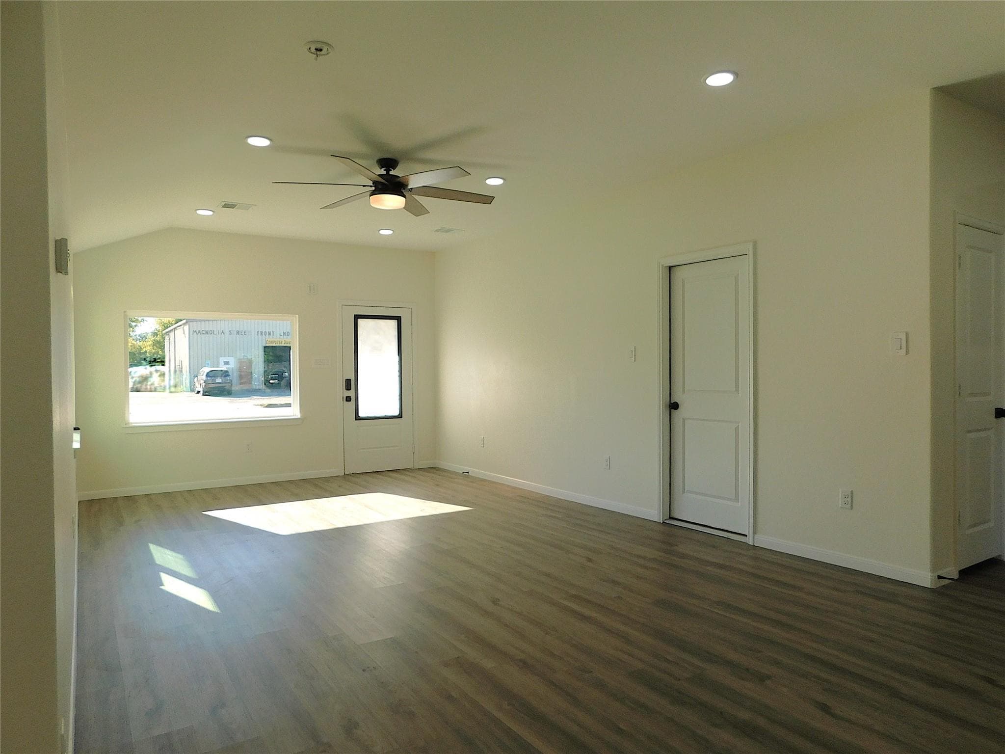 Gallery image 3