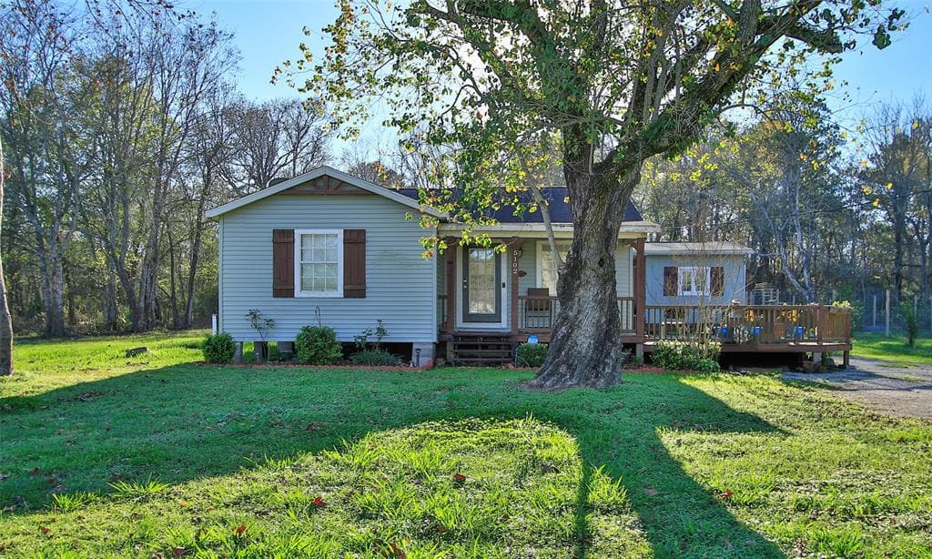5102 Lord Rd