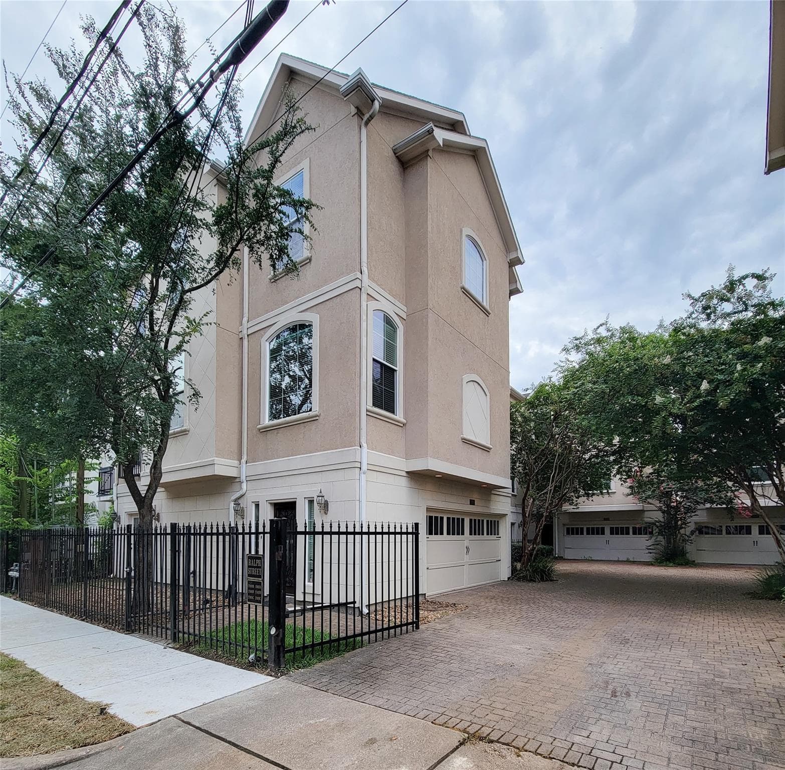 2418 Ralph St Unit A