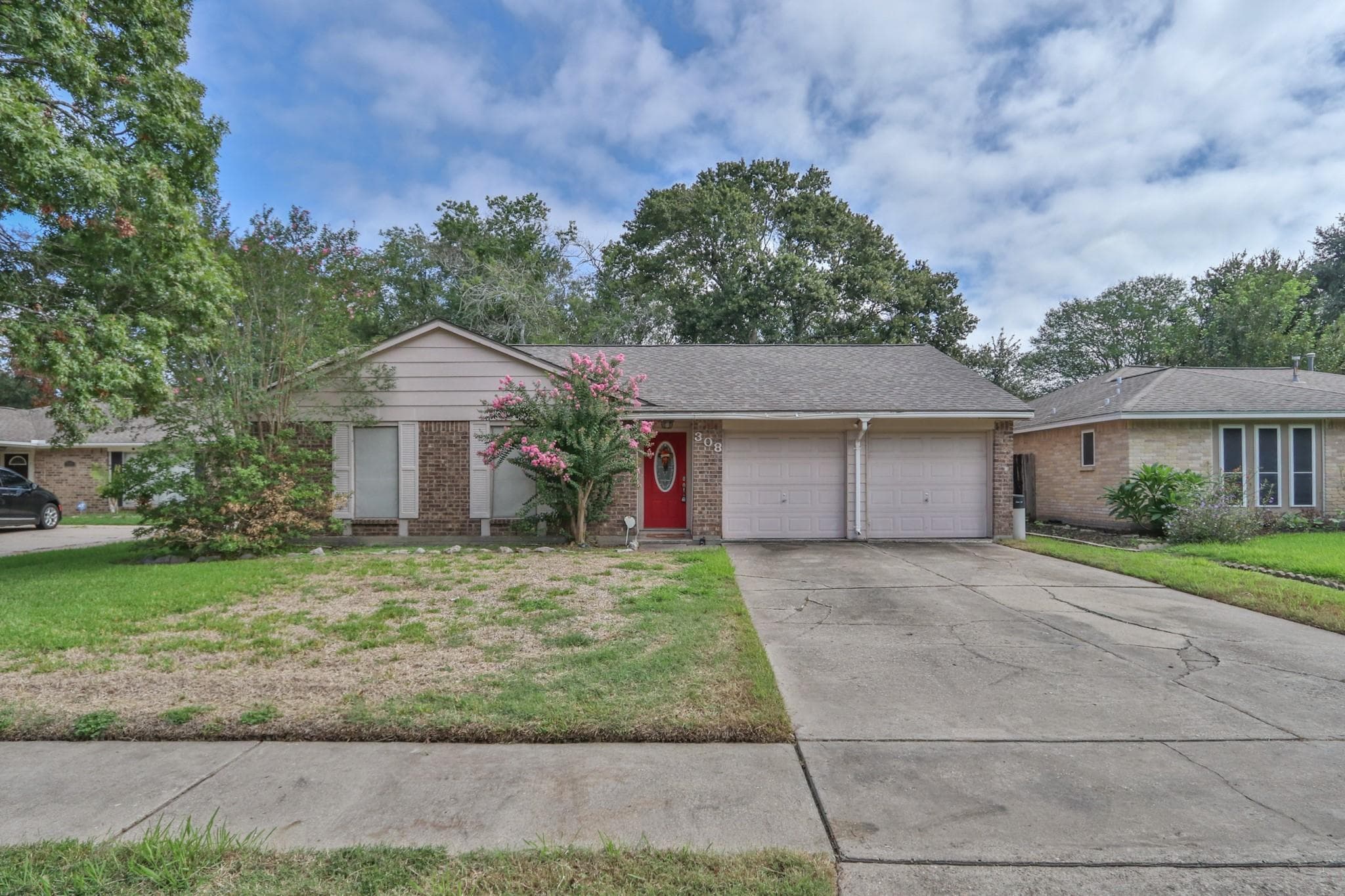308 Knoll Forest Dr
