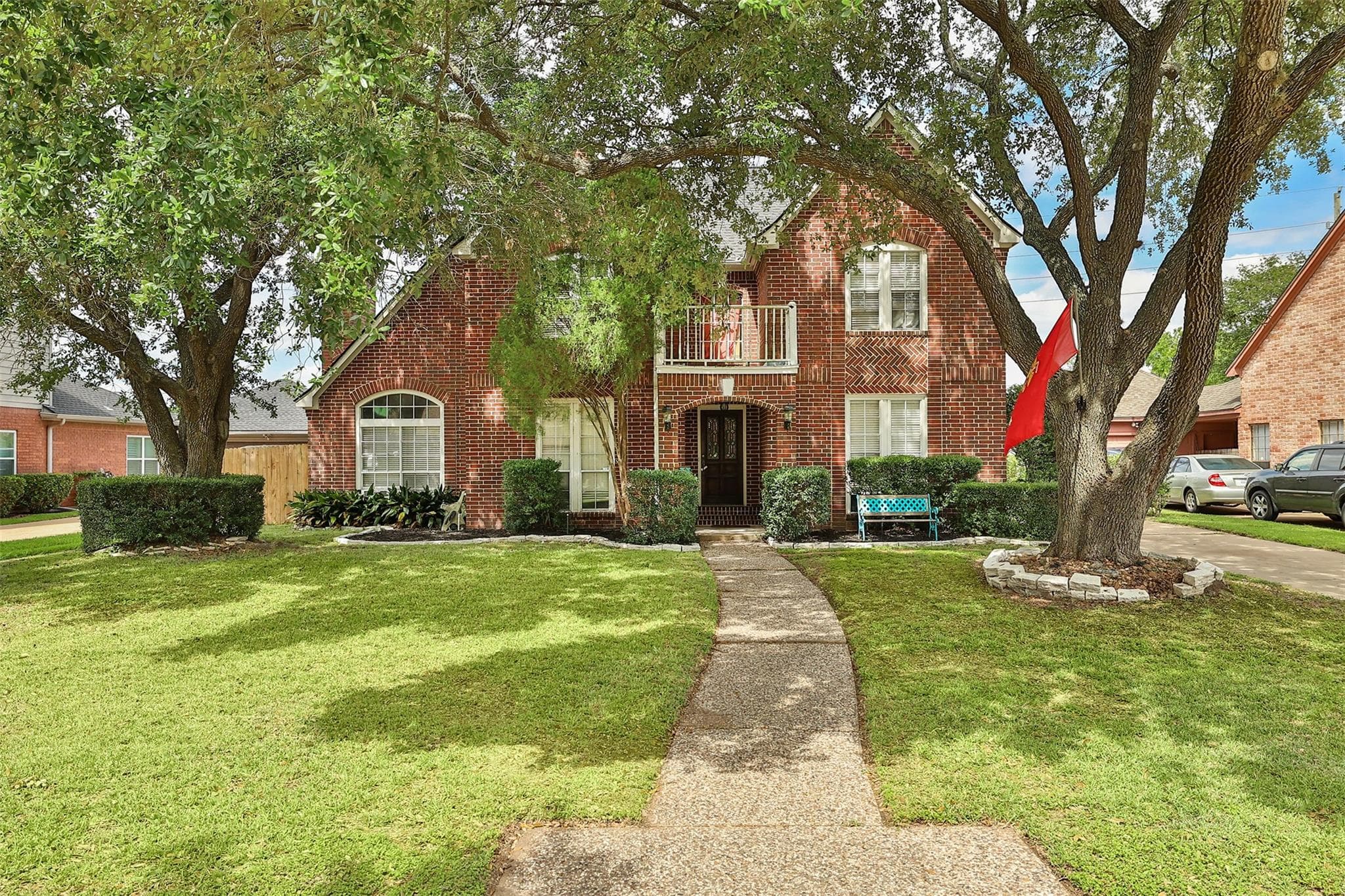 15742 Sweetwater Creek Dr
