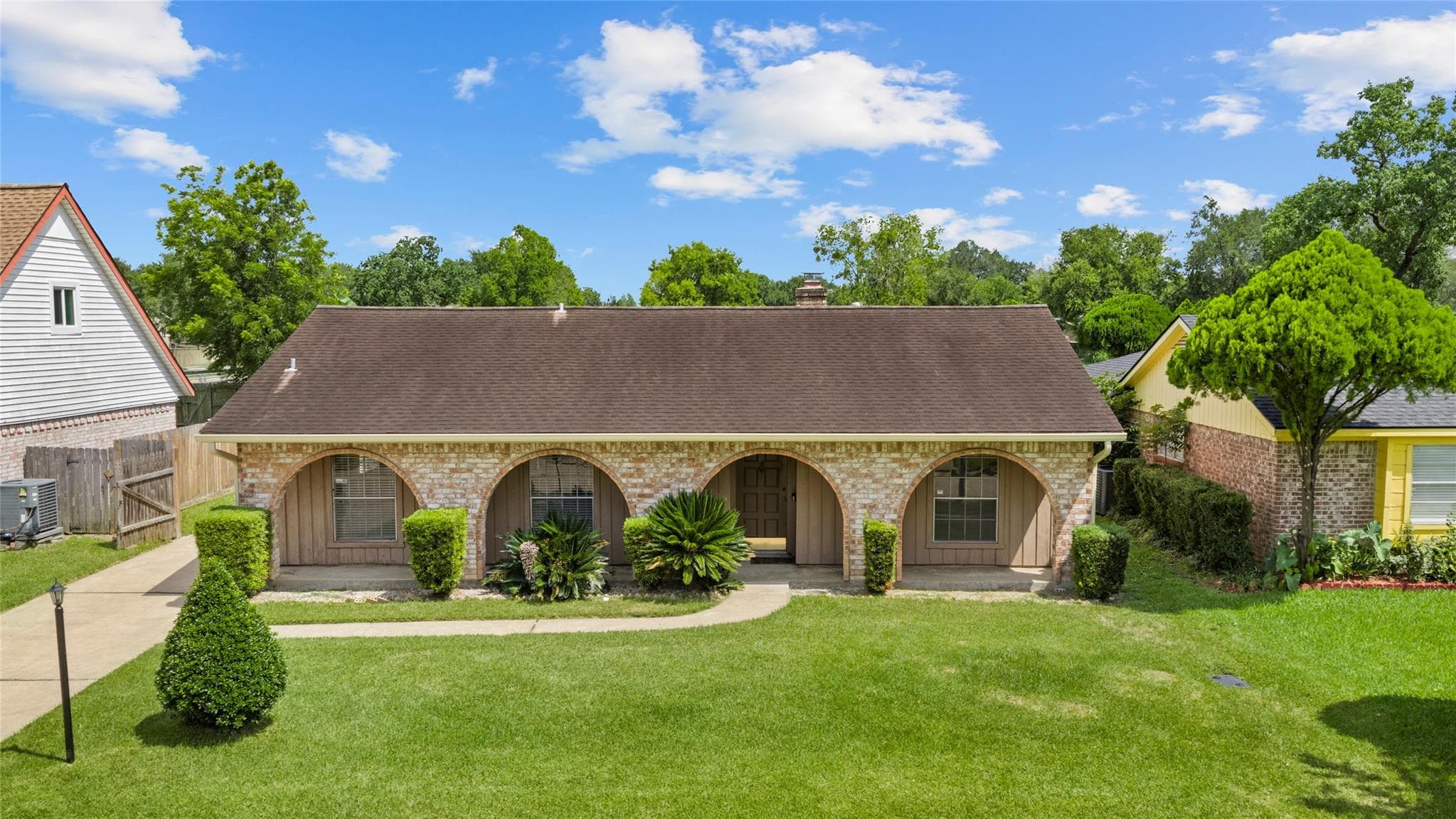 10507 Huntington Way Dr