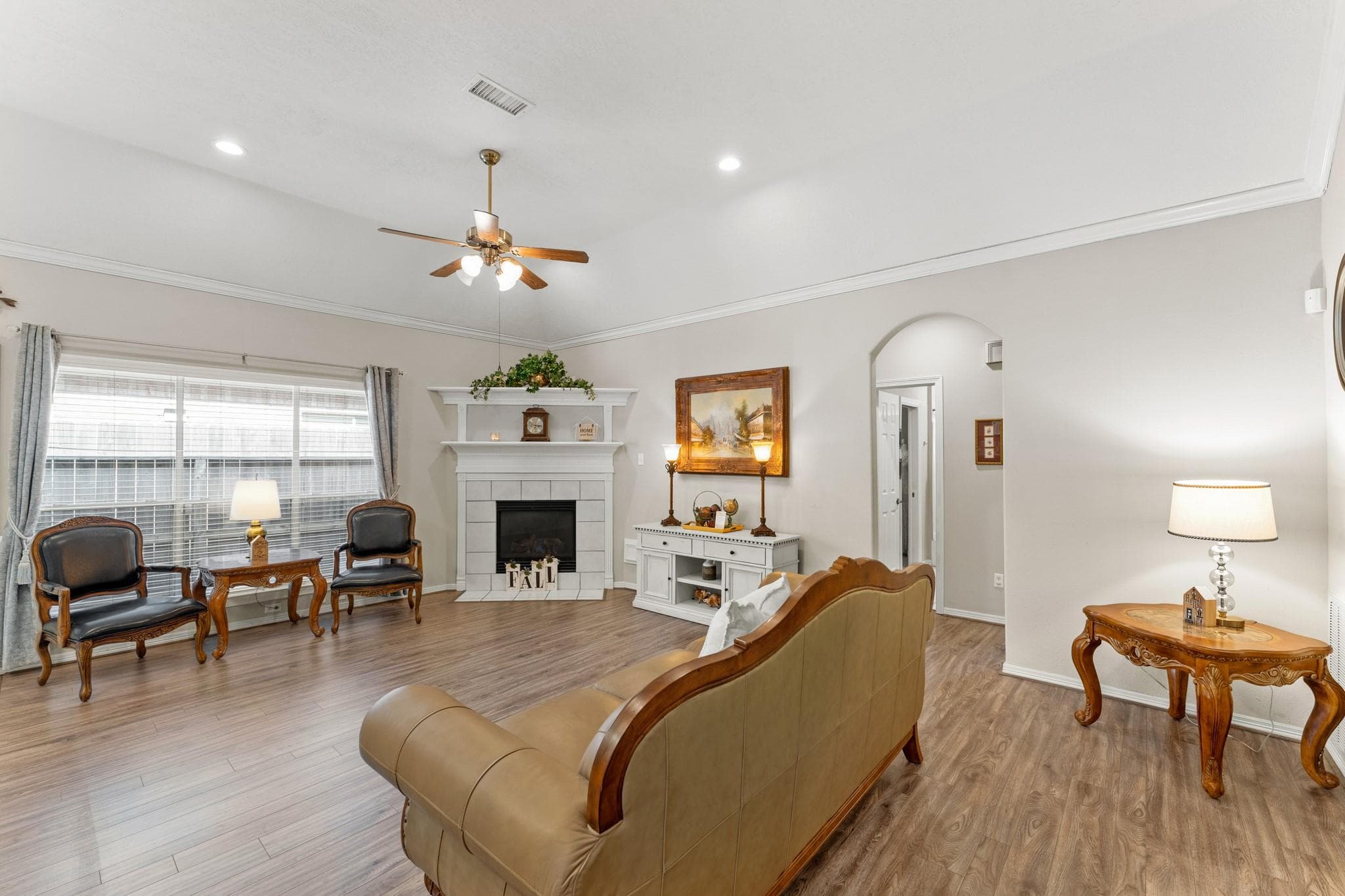Gallery image 4