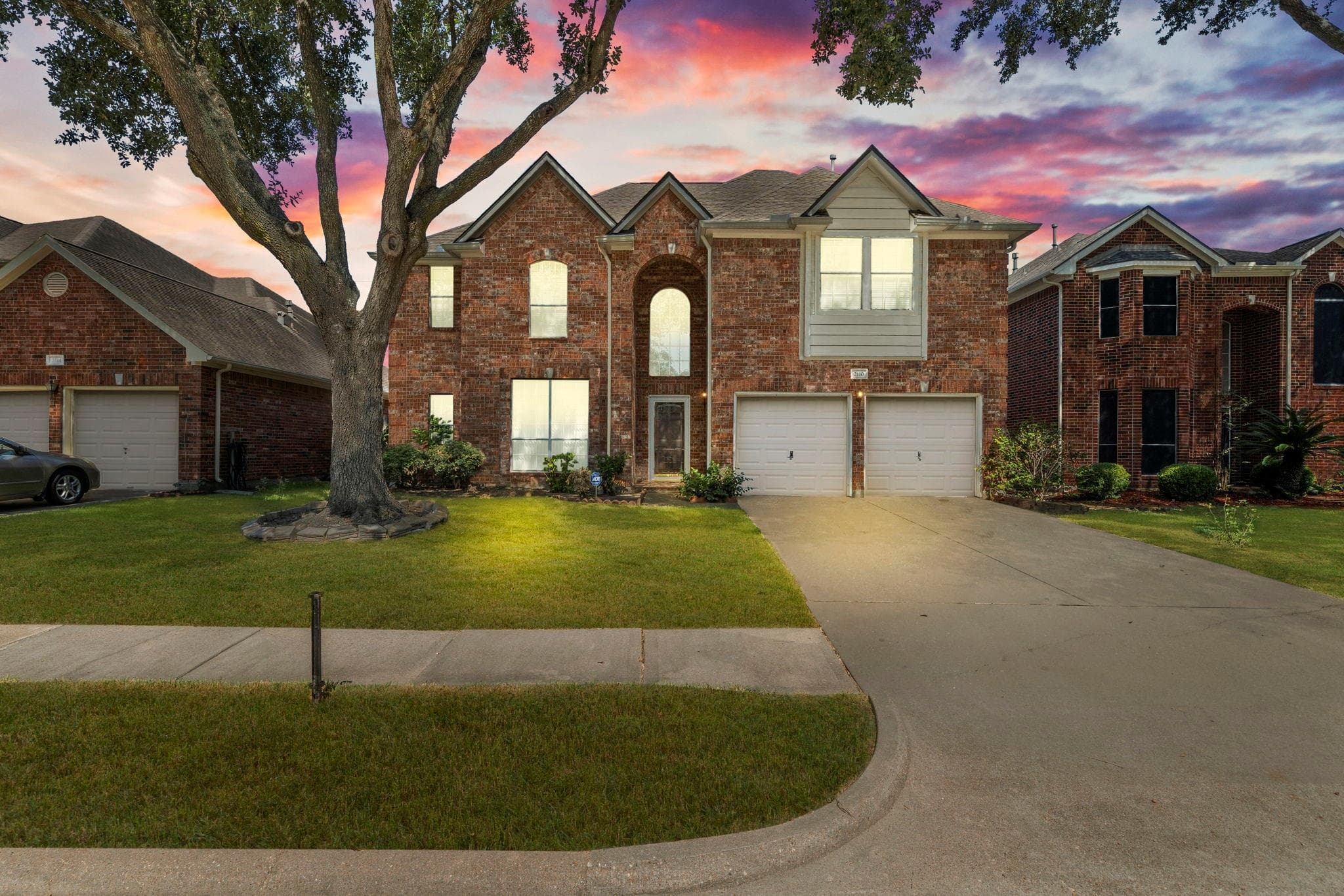 2110 Mossy Trail Dr