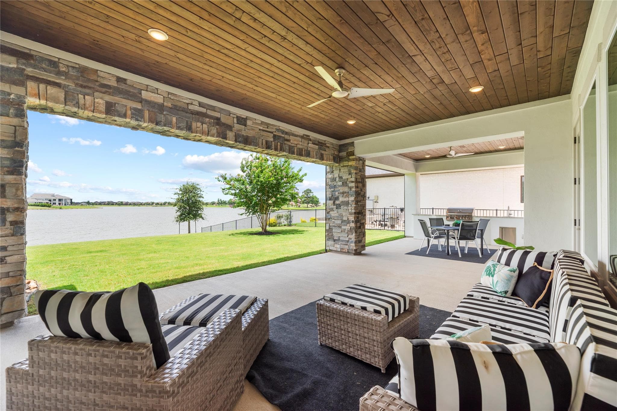 10707 Painted Crescent Ct