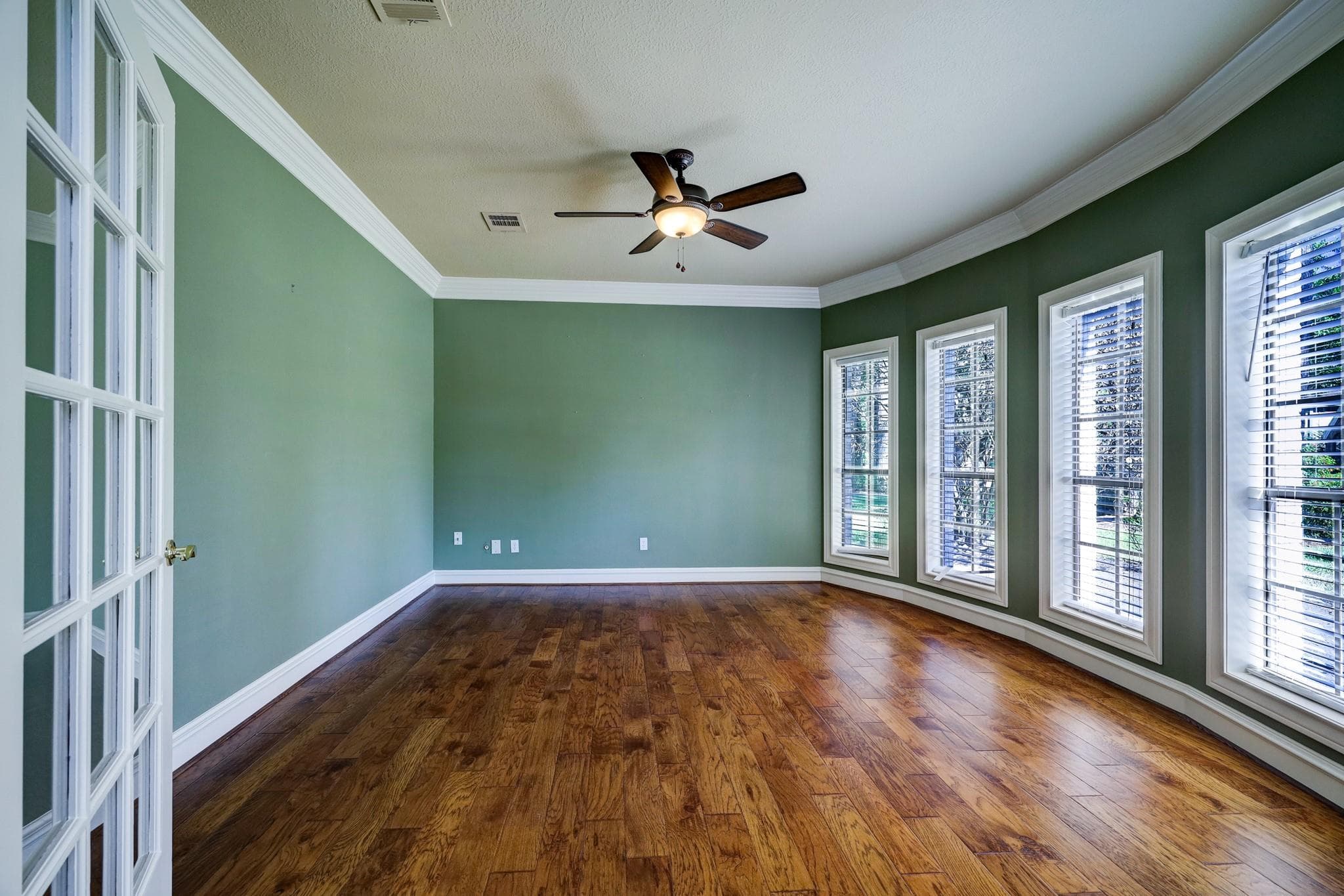 Gallery image 4