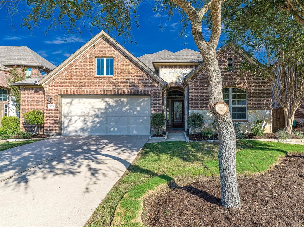 23426 Amoroso St