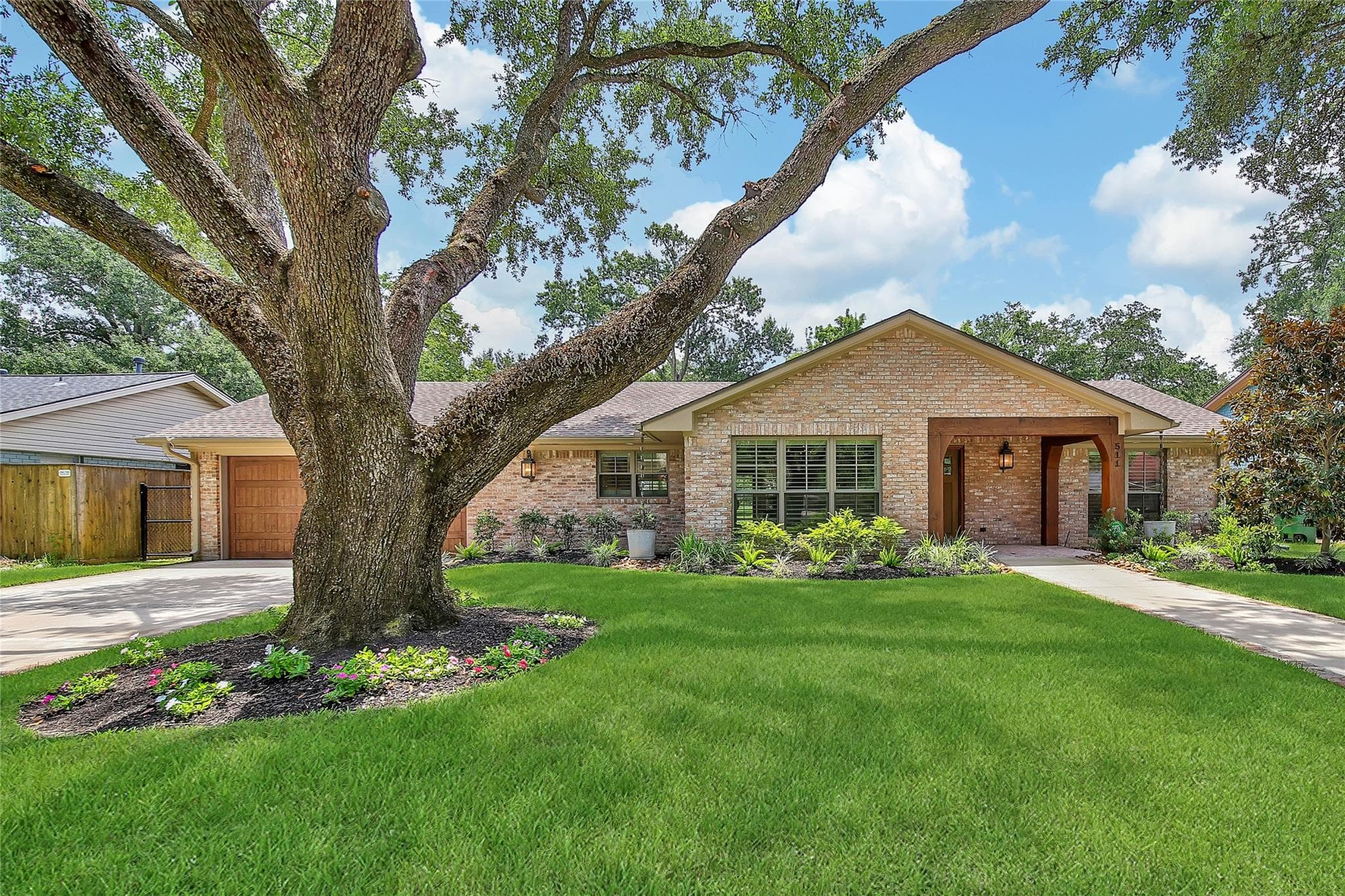 511 S Pecan Dr