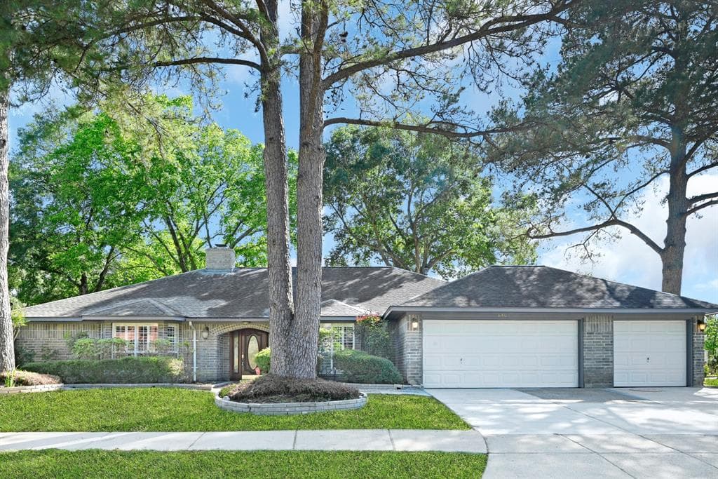 8403 Vistadale Ct