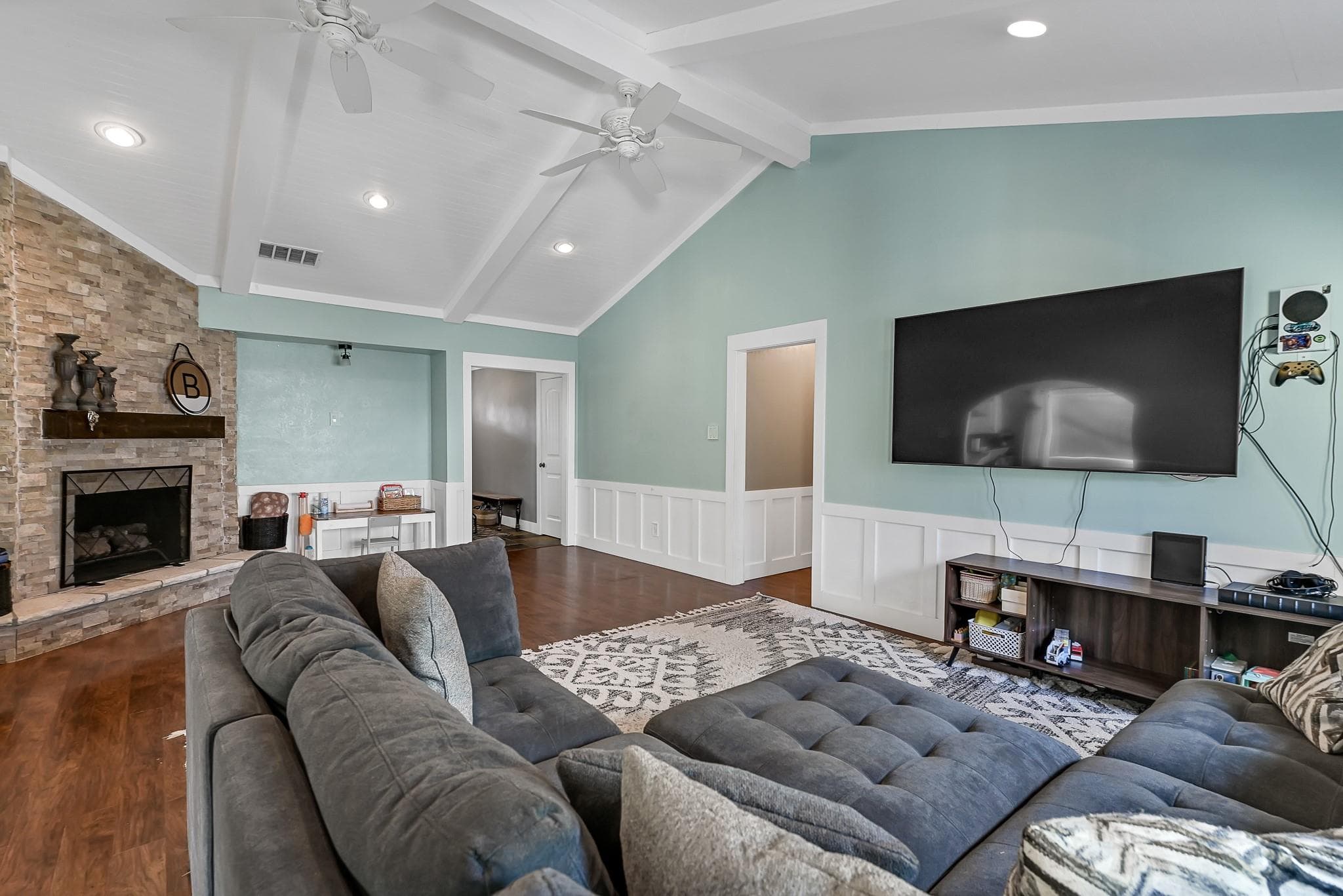 Gallery image 4