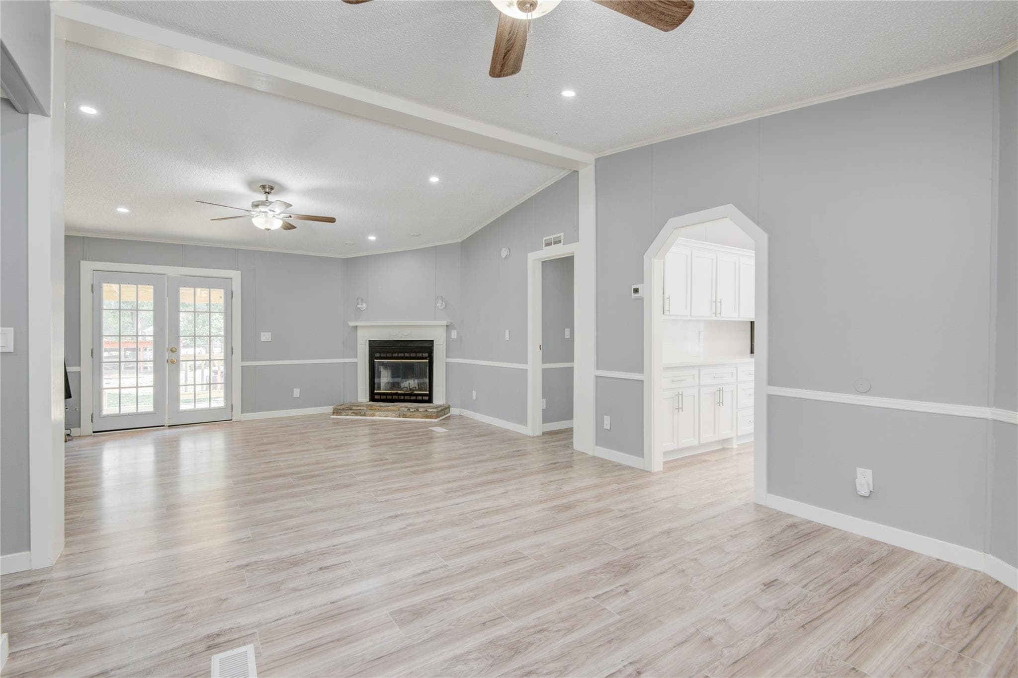 427 County Road 2218