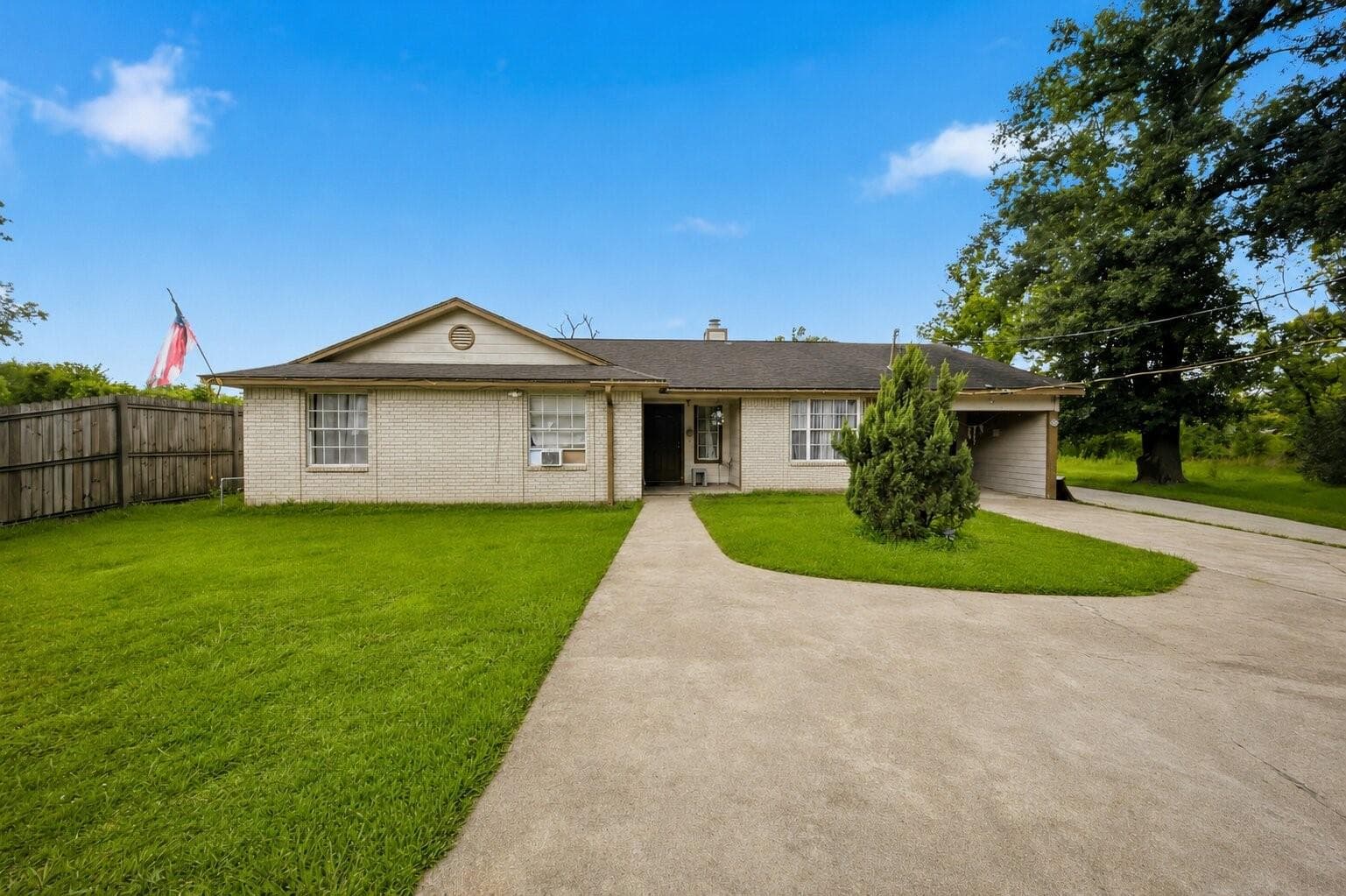 4606 Terrell St