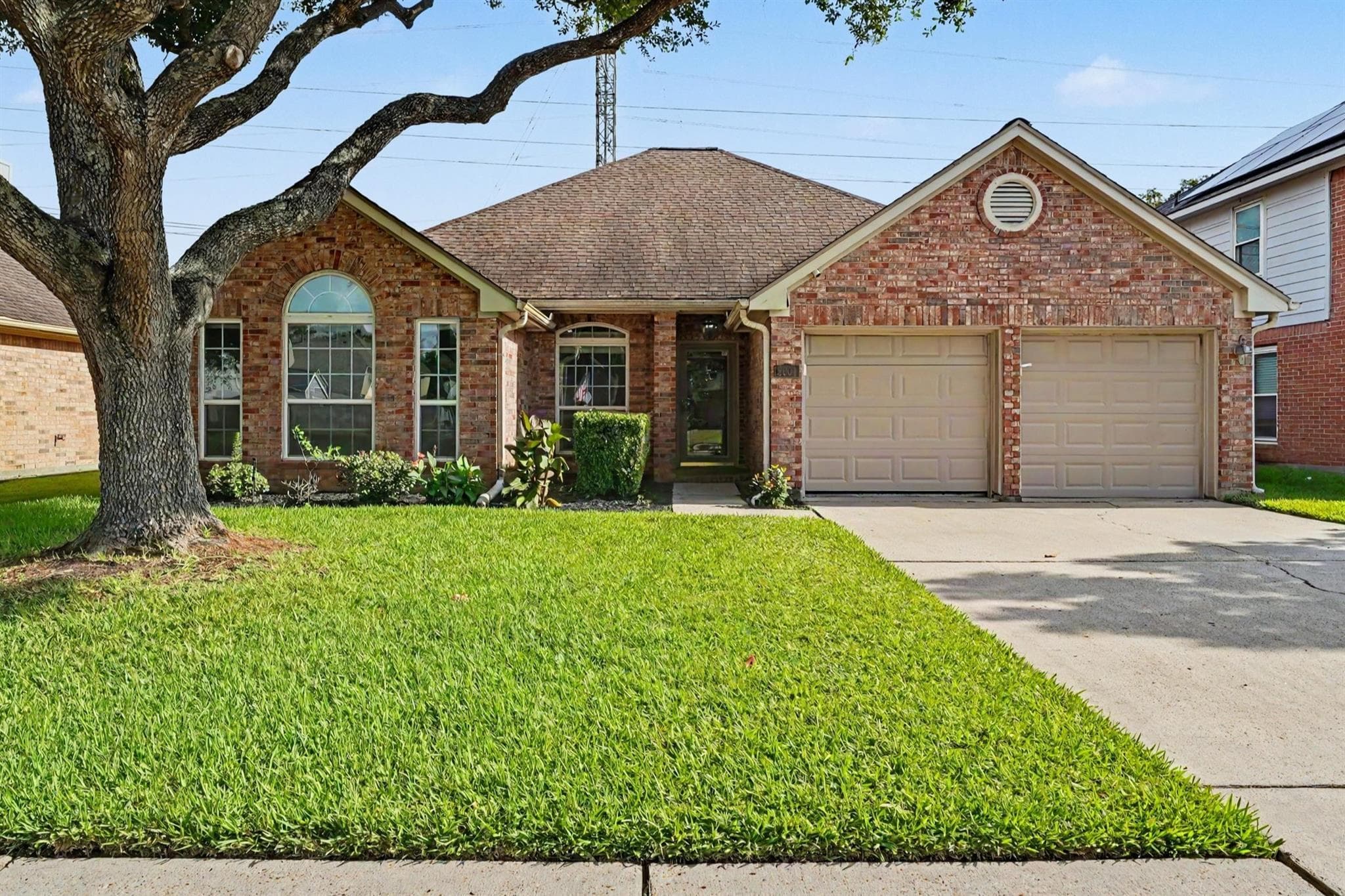 2004 Aberdeen Dr