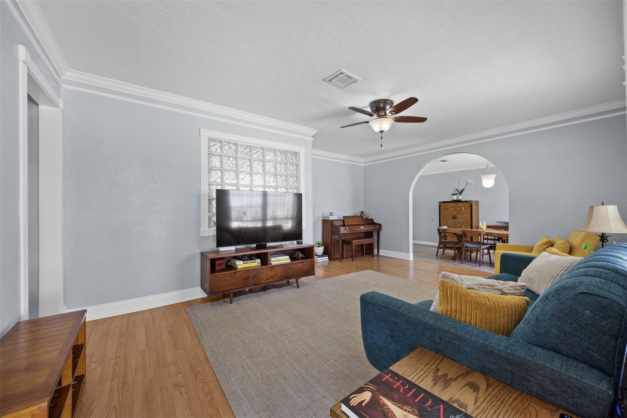 Gallery image 4