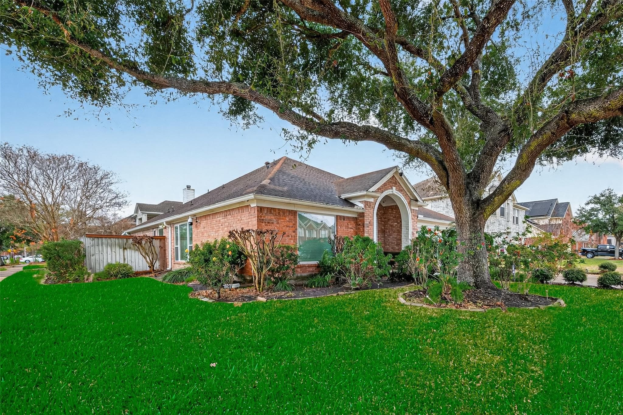 2214 Ruffian Ln