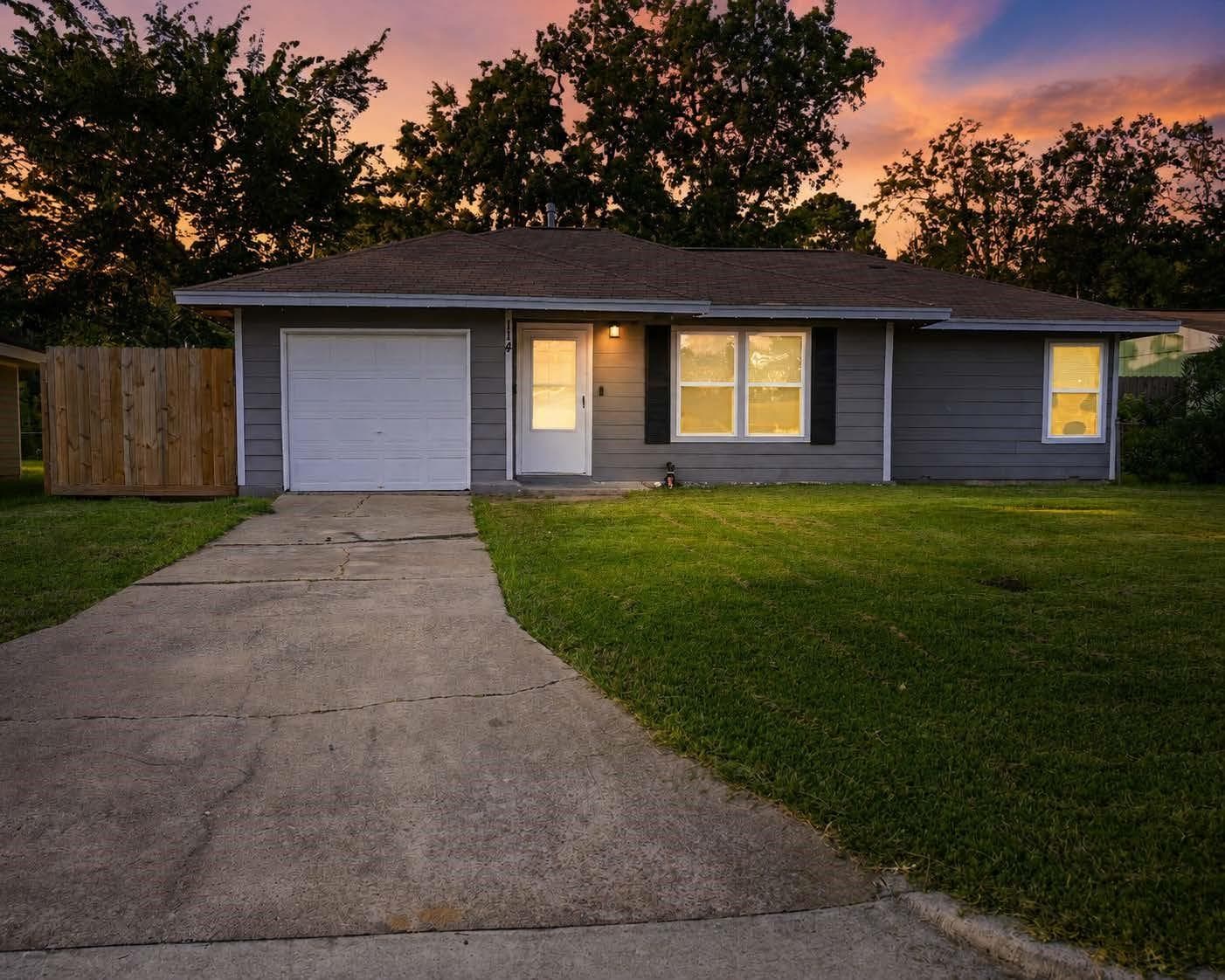114 Highland Dr