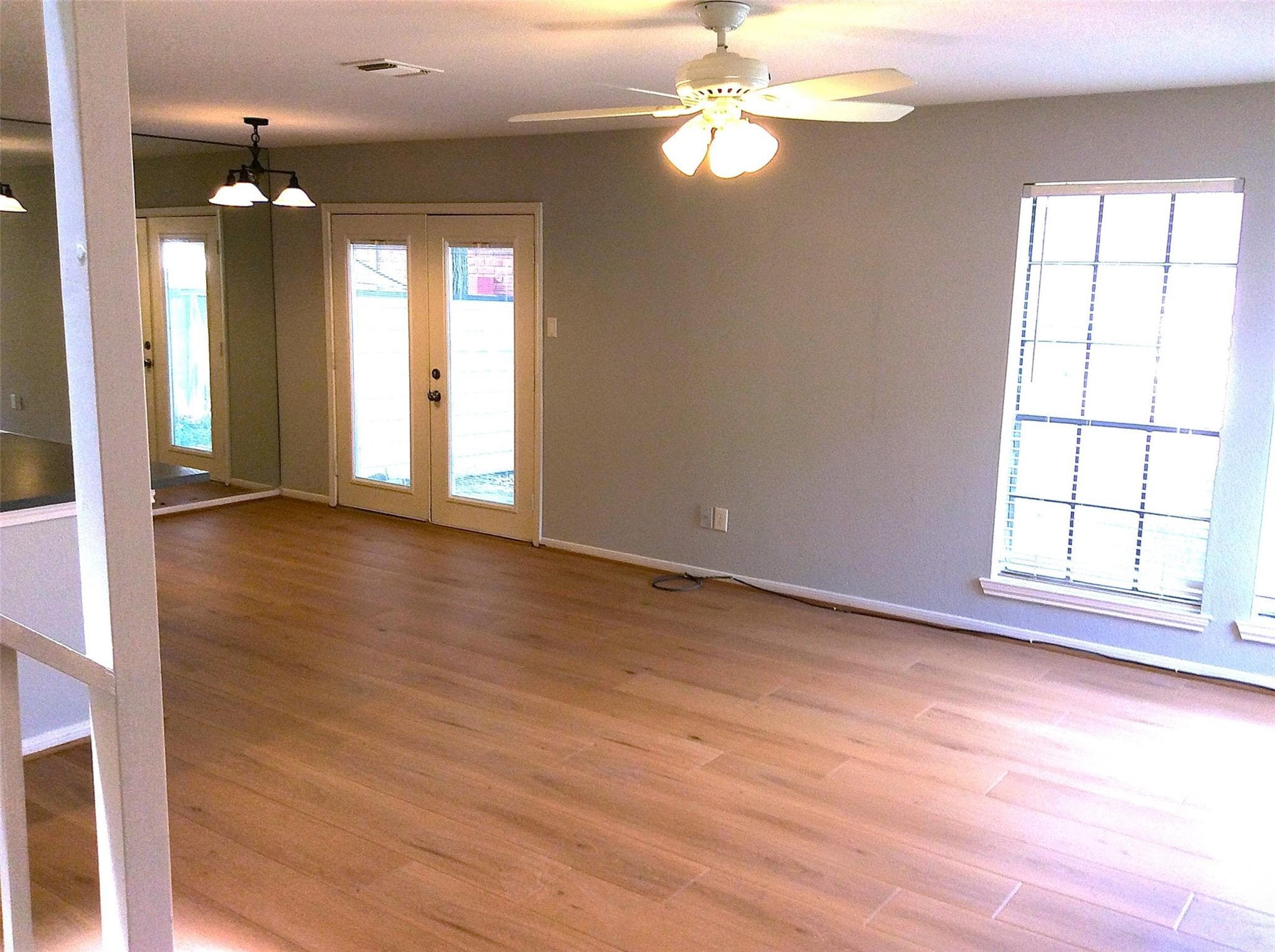 2211 S Kirkwood Rd Apt 22