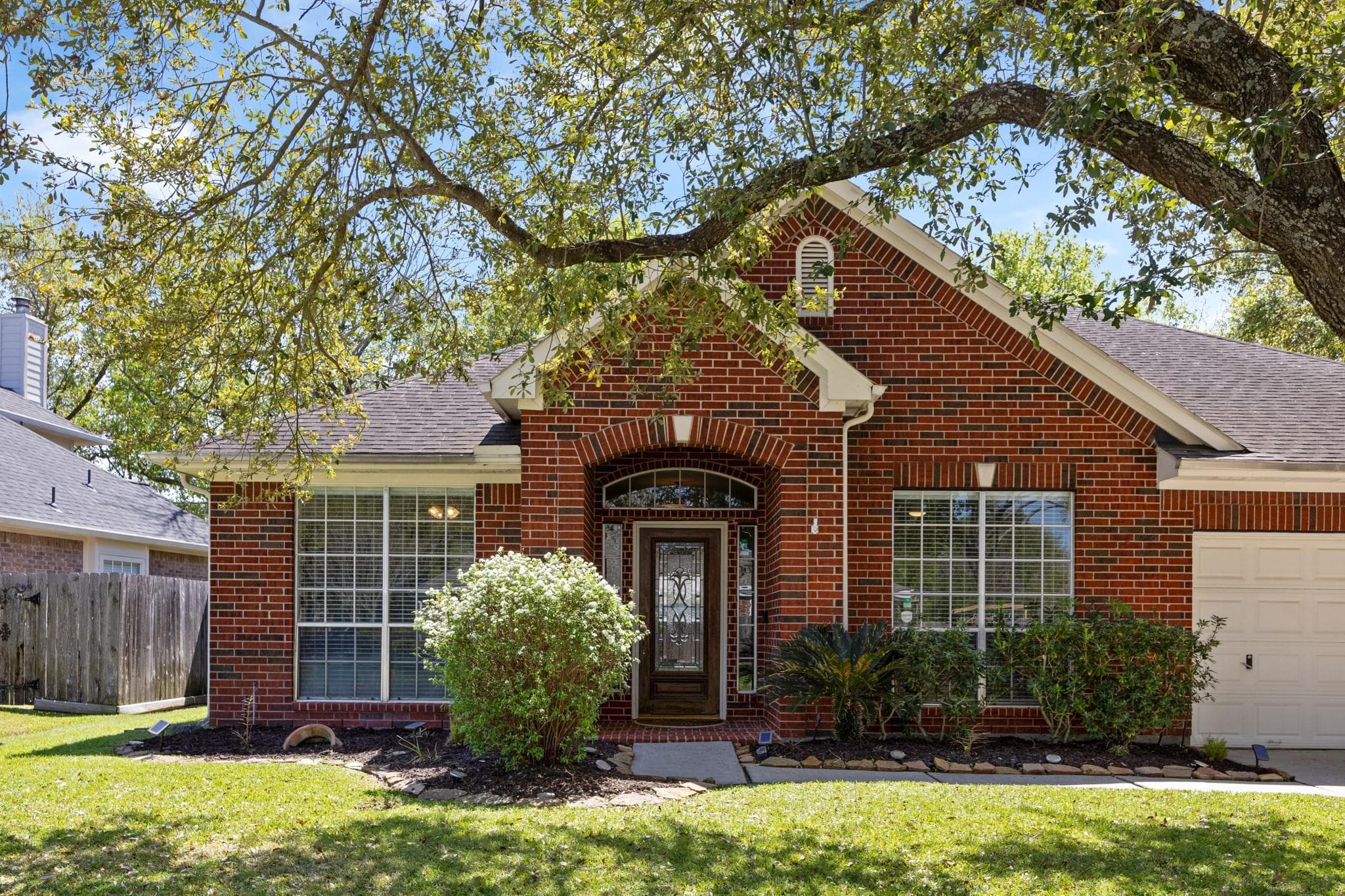 9907 Therrell Dr