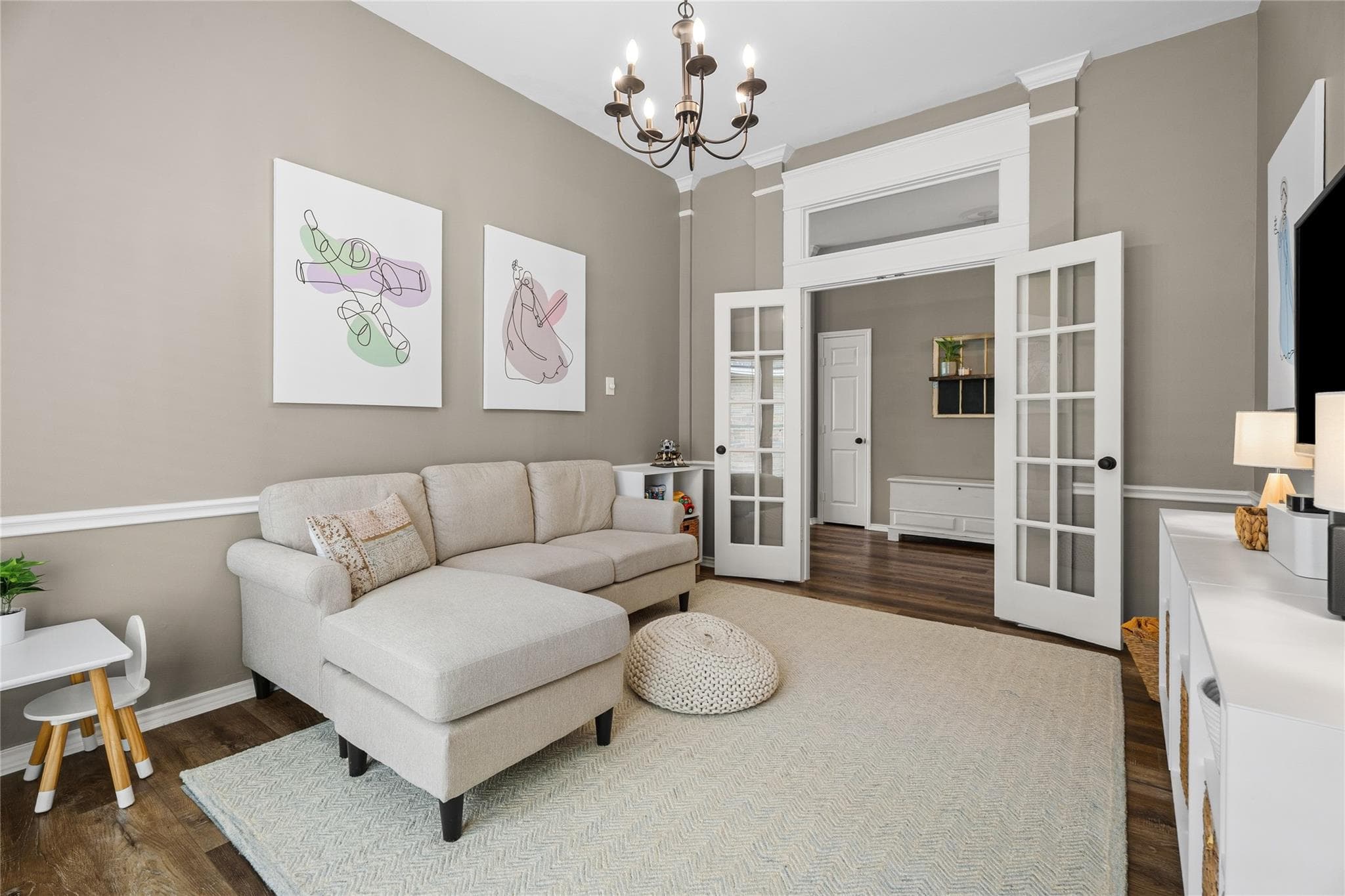 Gallery image 4