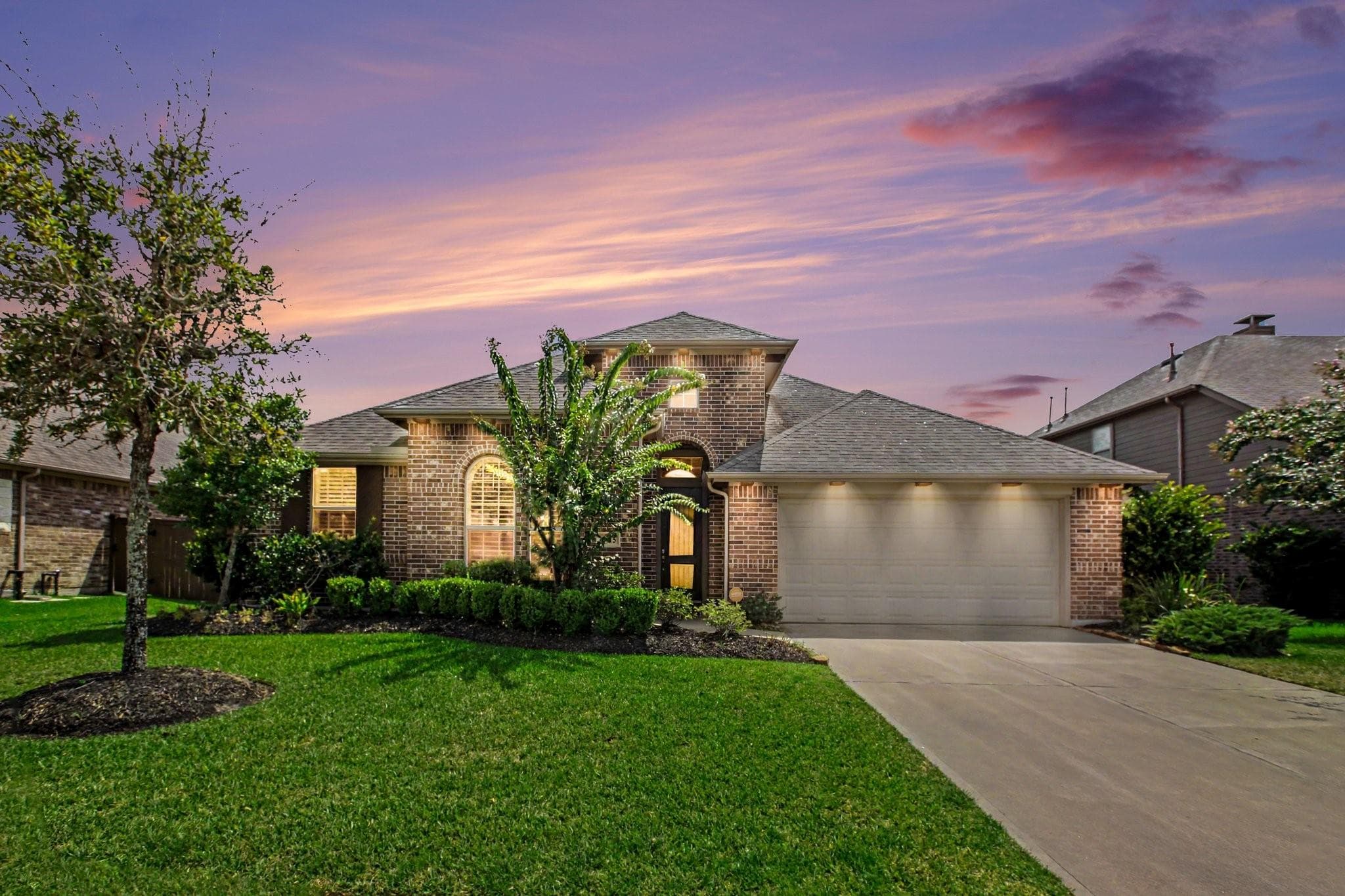 7415 Laguna Lake Dr