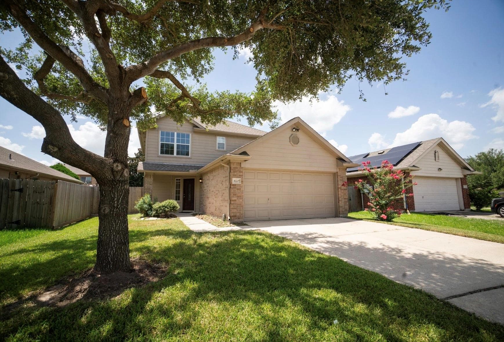 9519 Deep Valley Dr
