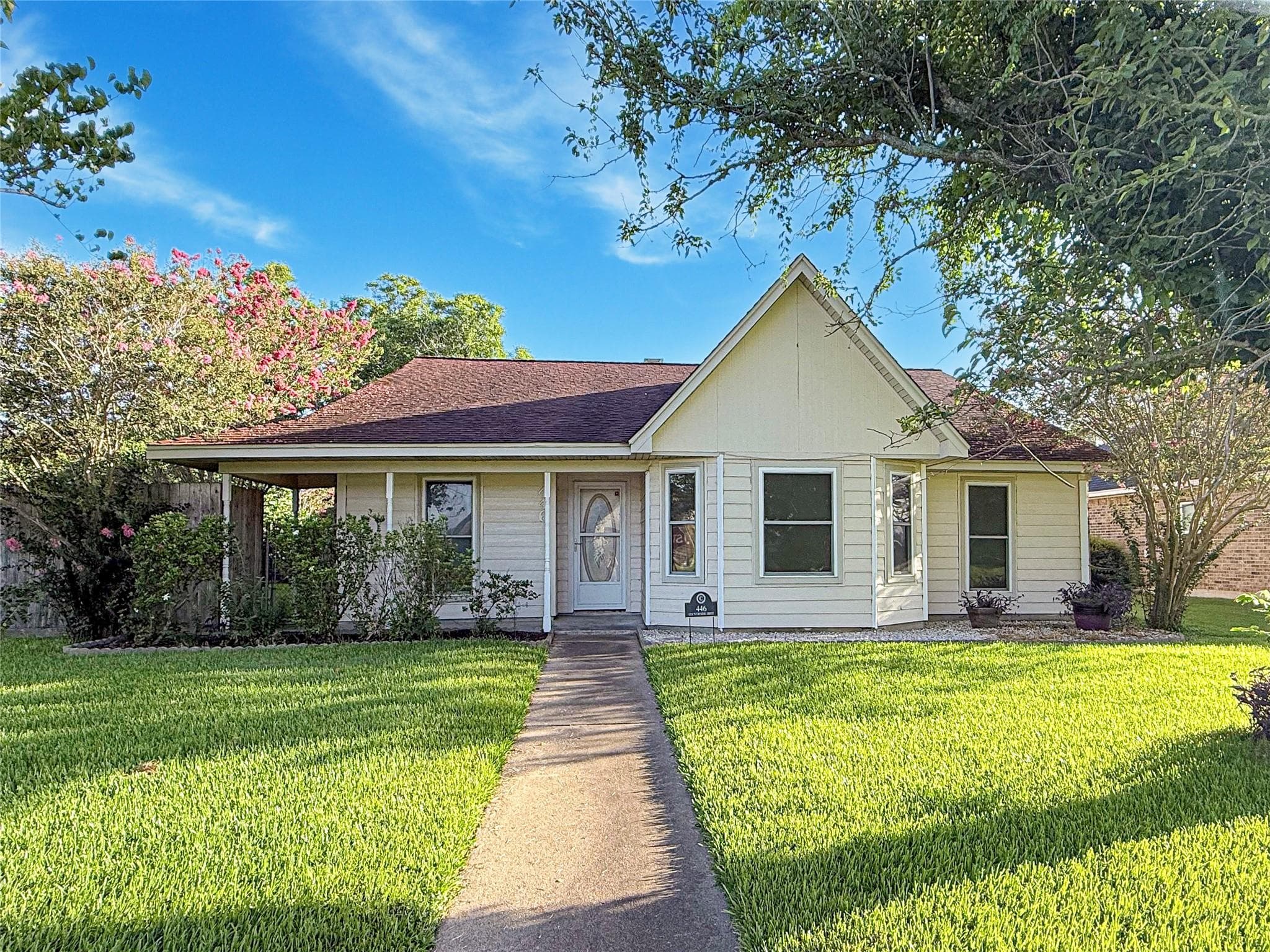 446 Countryside Dr