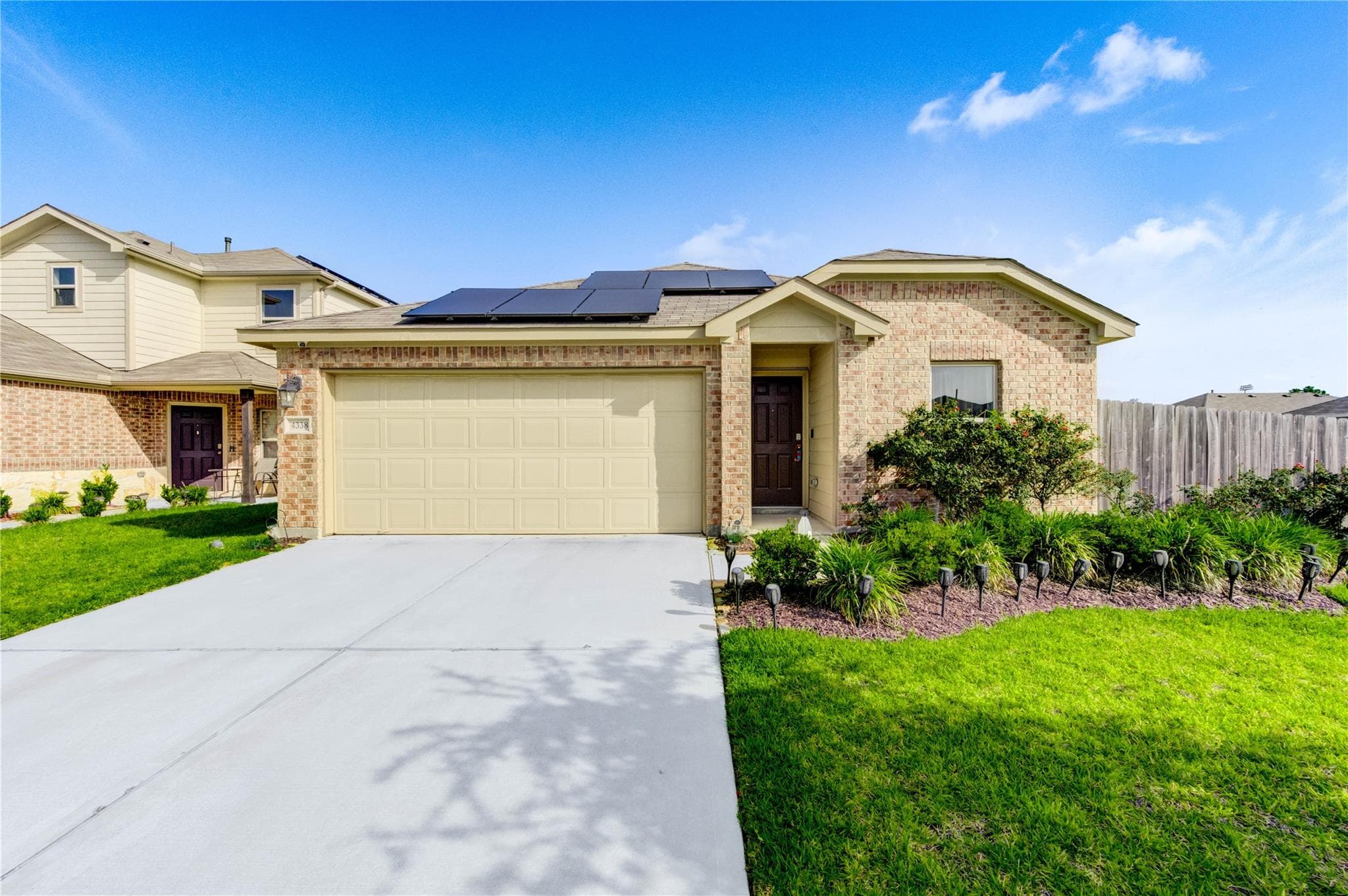 4338 Tulip Oak Dr