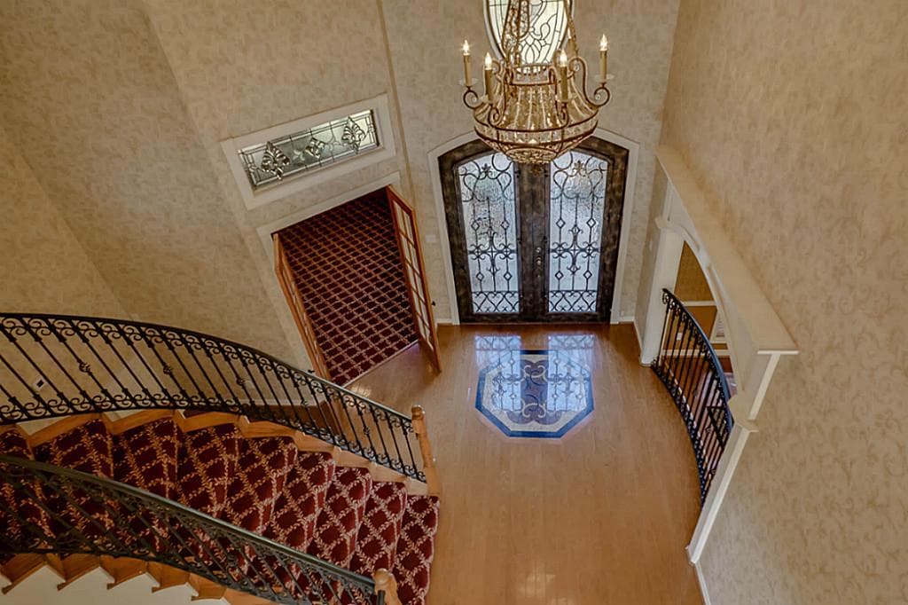 Gallery image 3