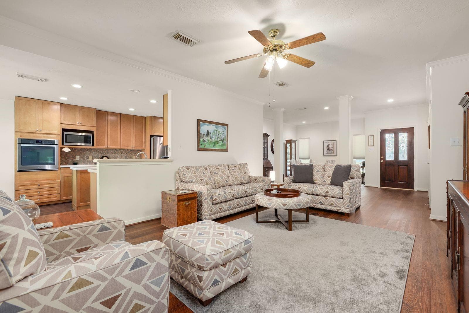 Gallery image 3