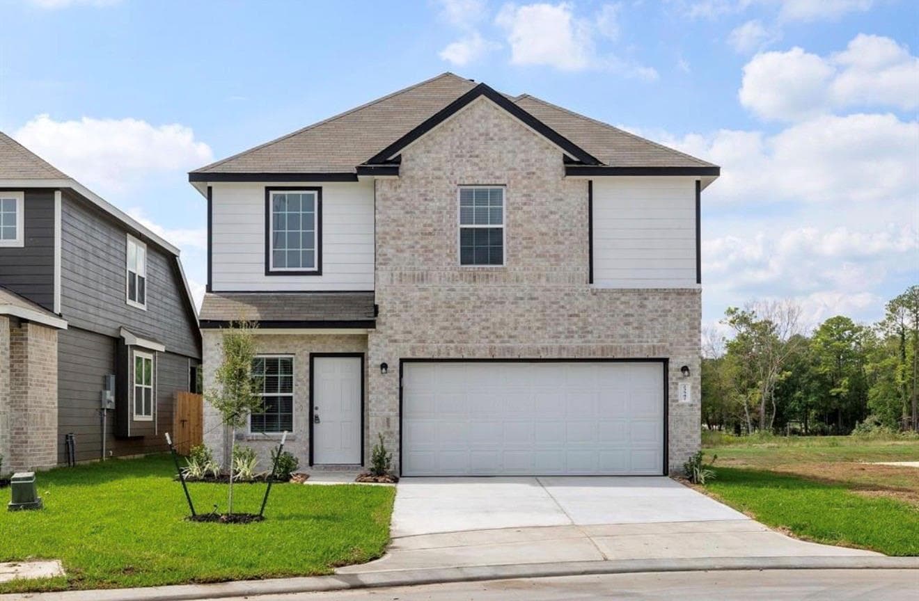 23547 Montague Dr