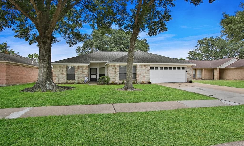21218 Park Mount Dr